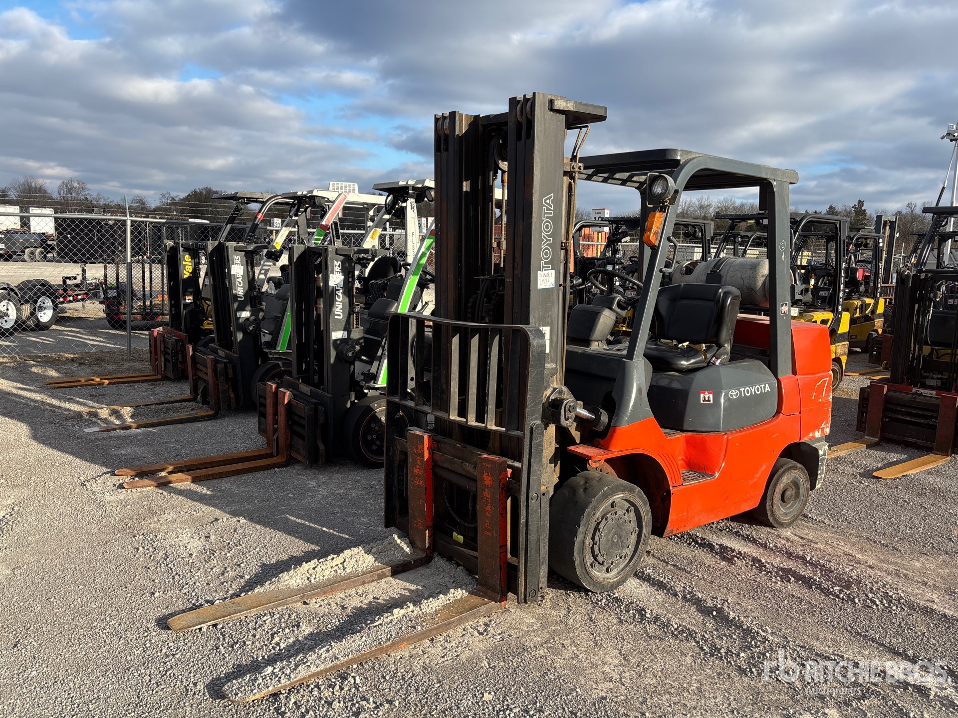 General Appearance with Foto, angolo anteriore sinistro