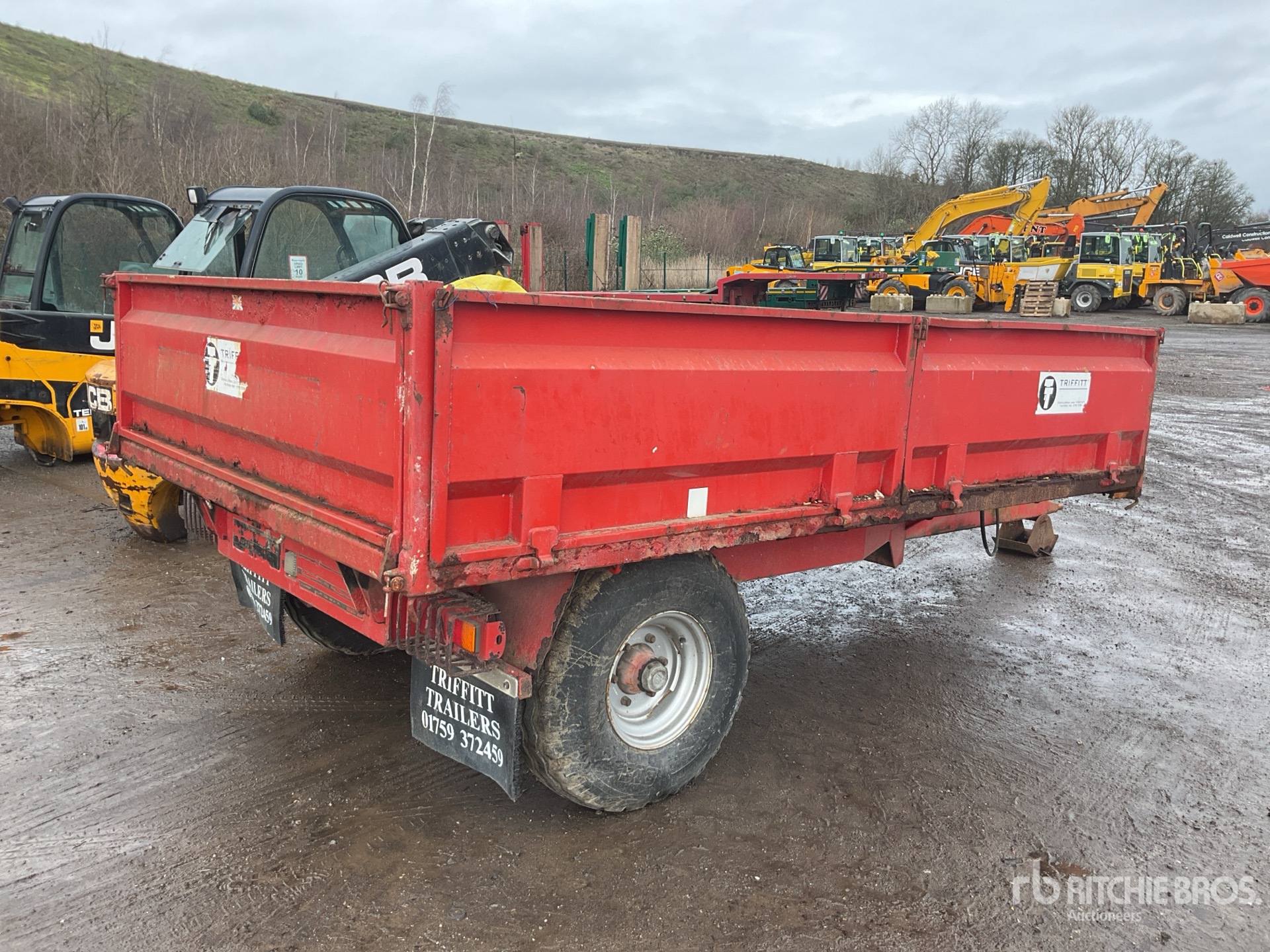 General Appearance with Picture, Right Rear Corner