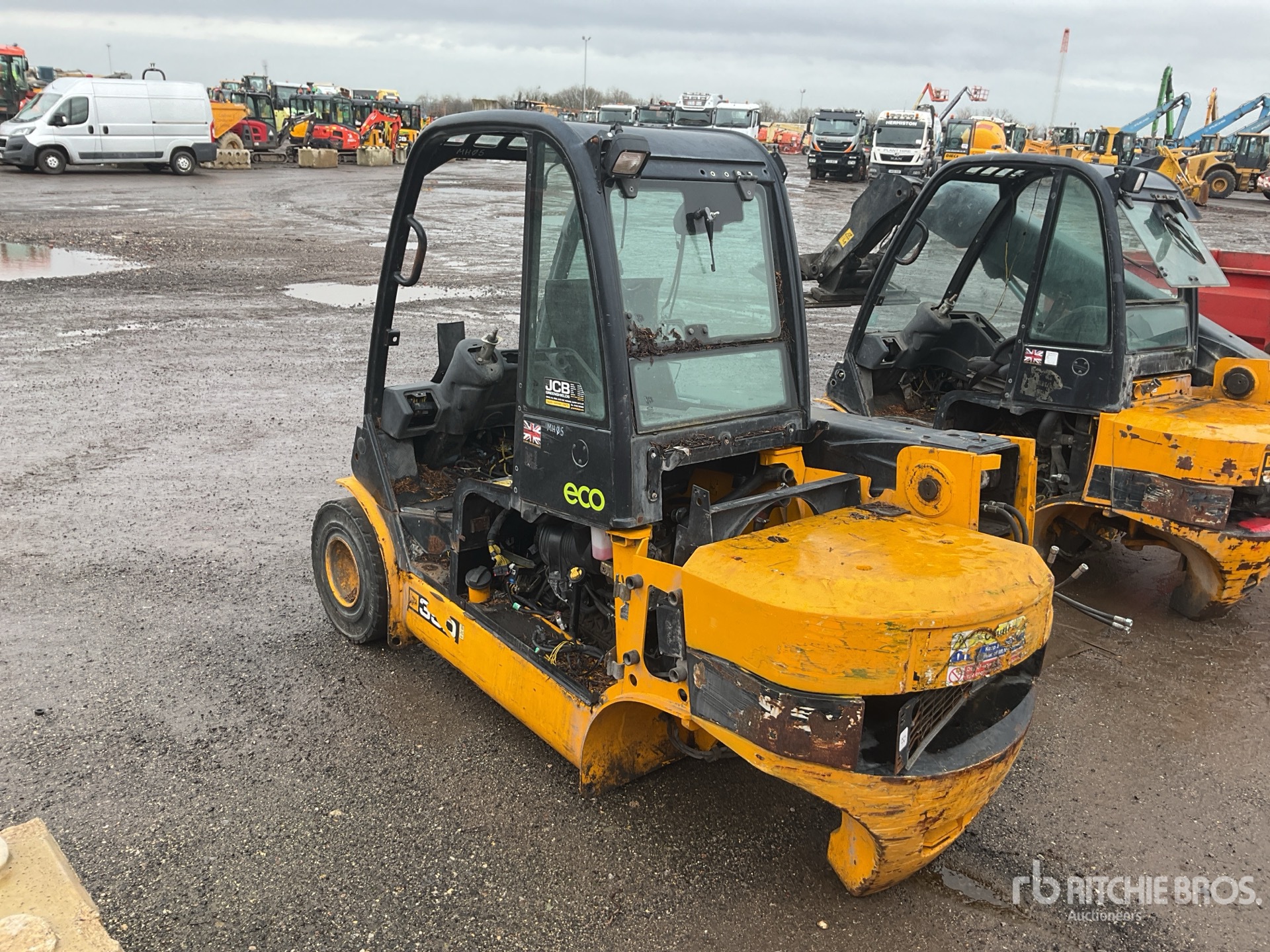 General Appearance with Foto, angolo posteriore sinistro