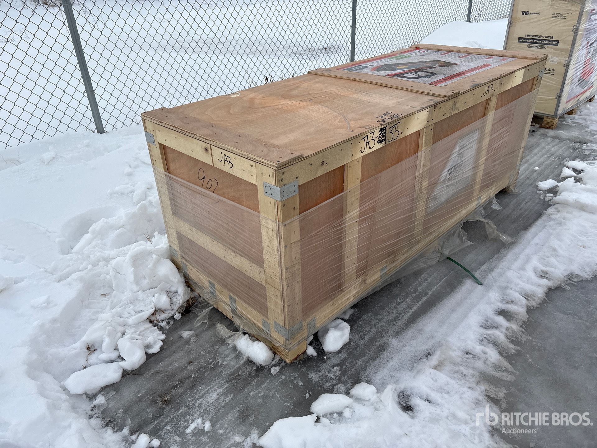 General Appearance with Picture, Right Front Corner