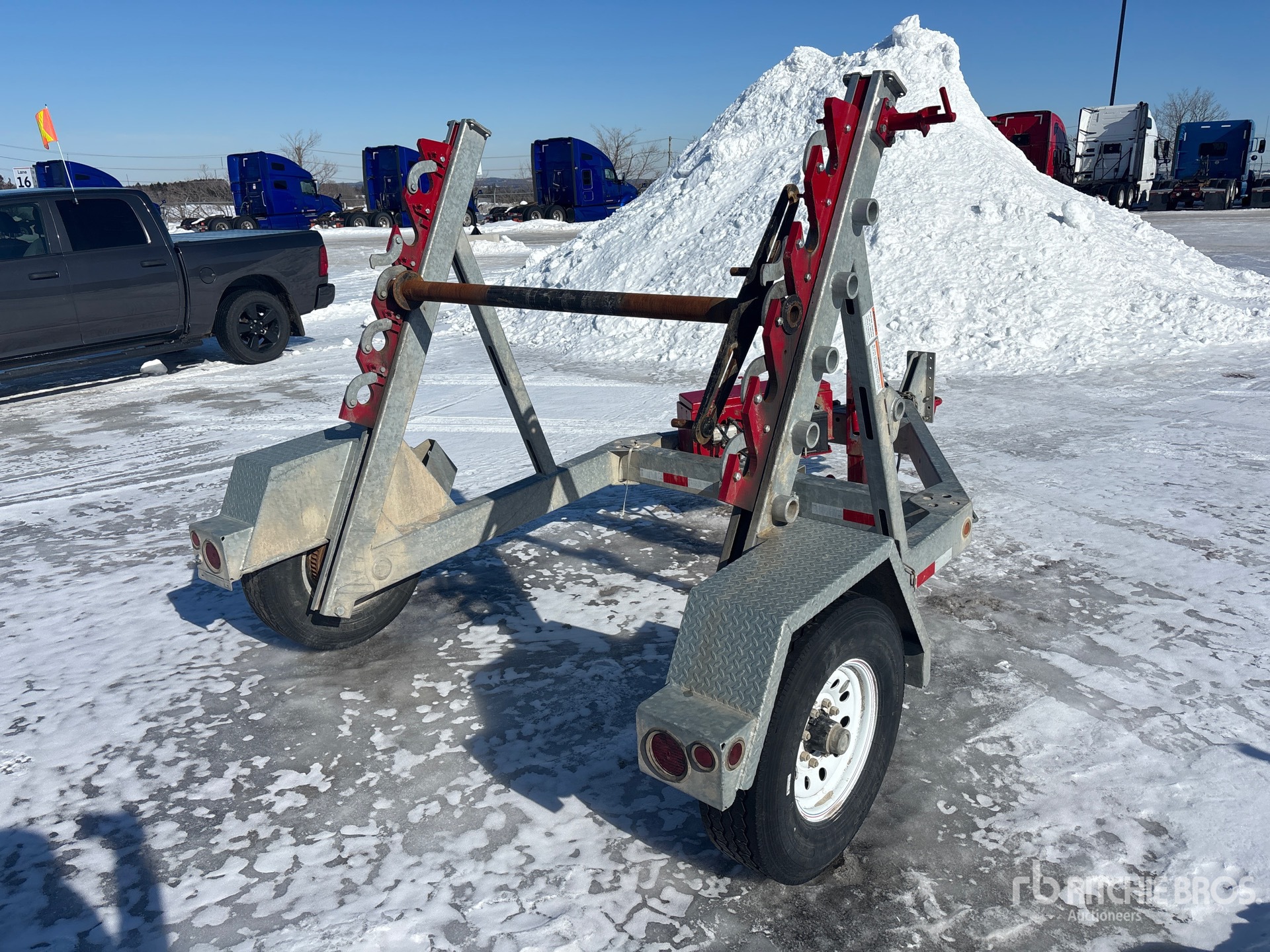 General Appearance with Picture, Right Rear Corner