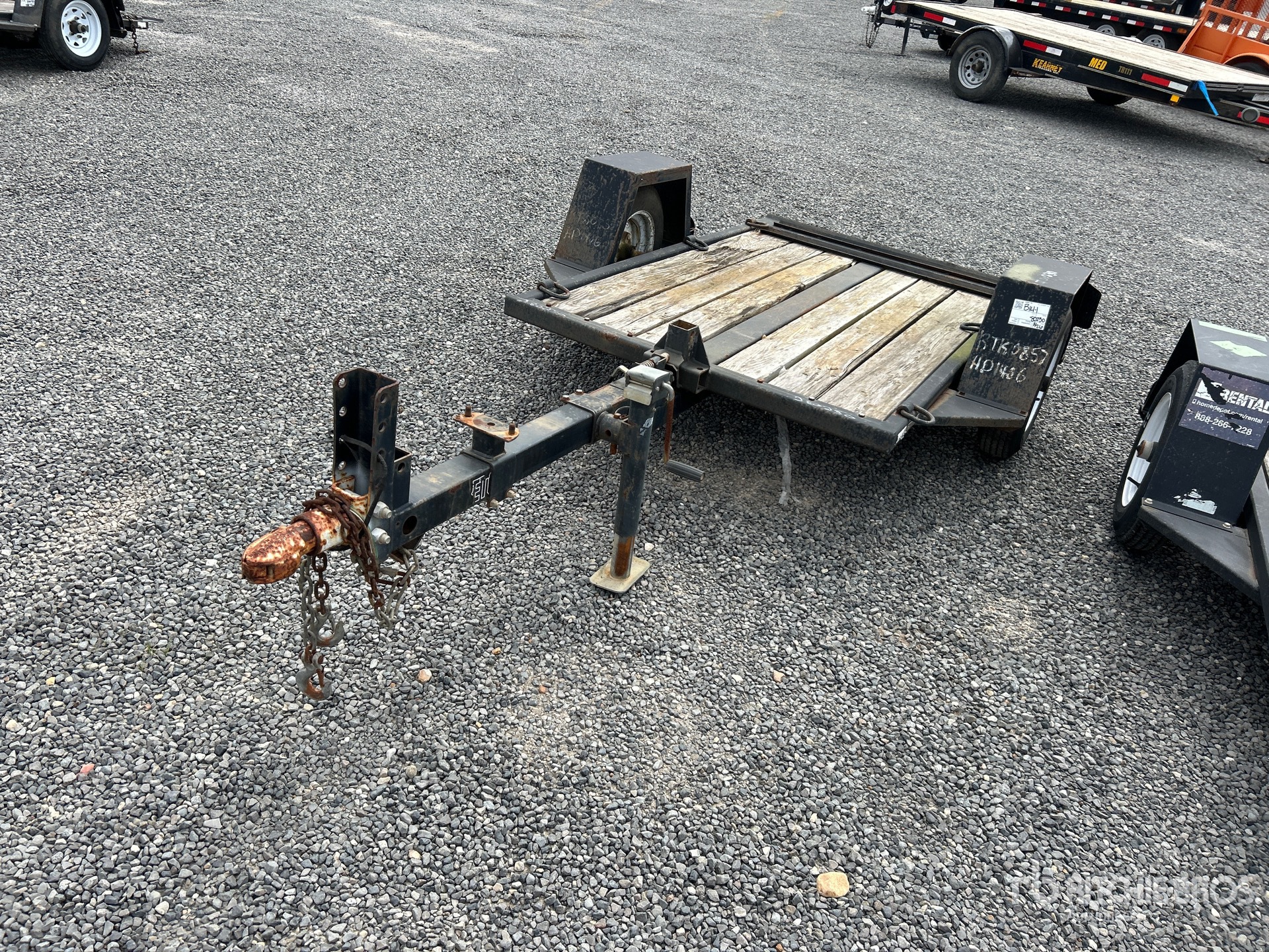 General Appearance with Foto, angolo anteriore sinistro