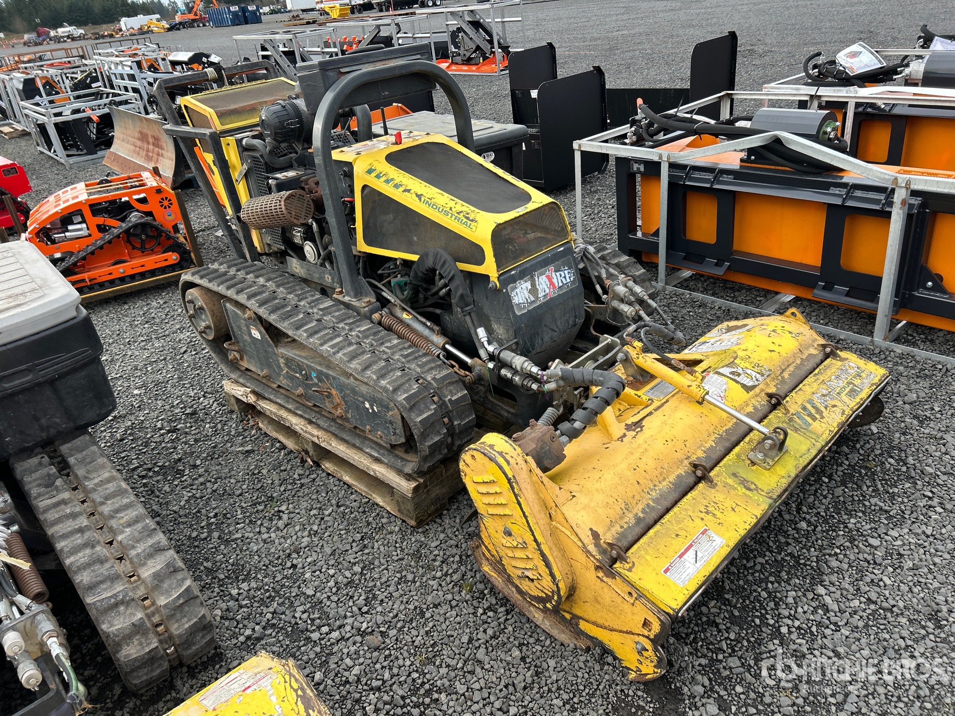 General Appearance with Foto, angolo anteriore destro