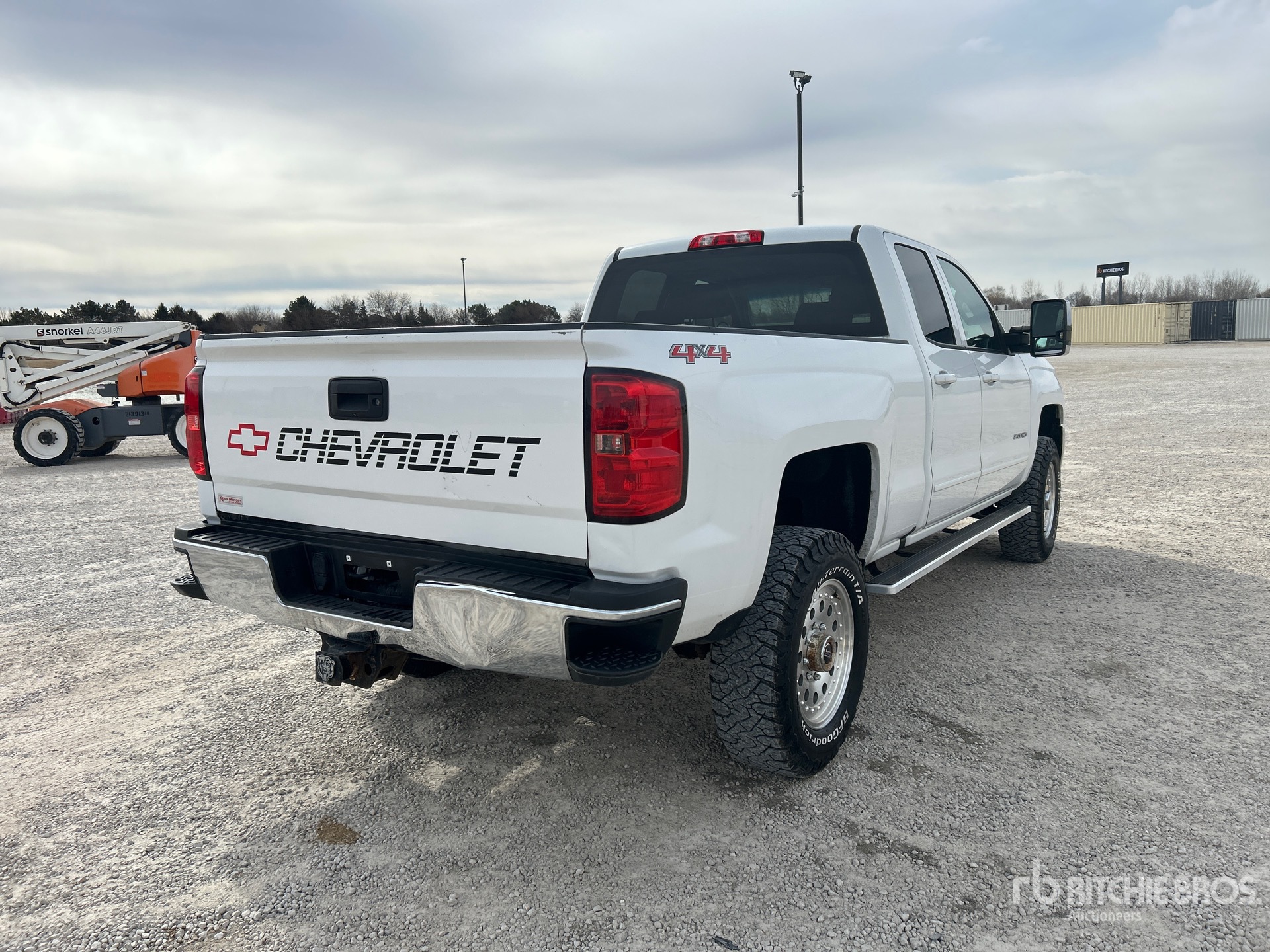 General Appearance with Imagen: esquina trasera derecha