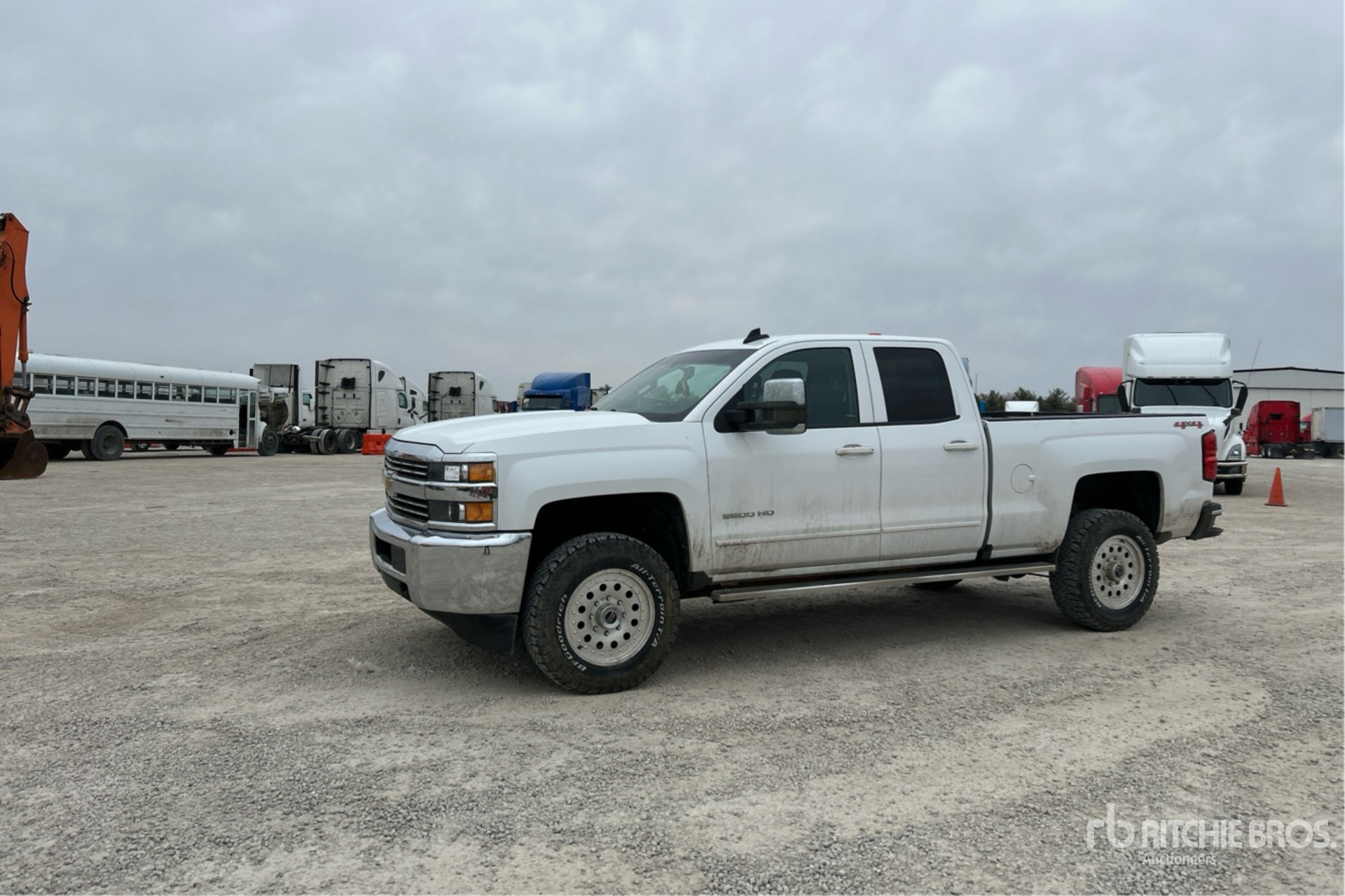 General Appearance with Picture, Left Front Corner