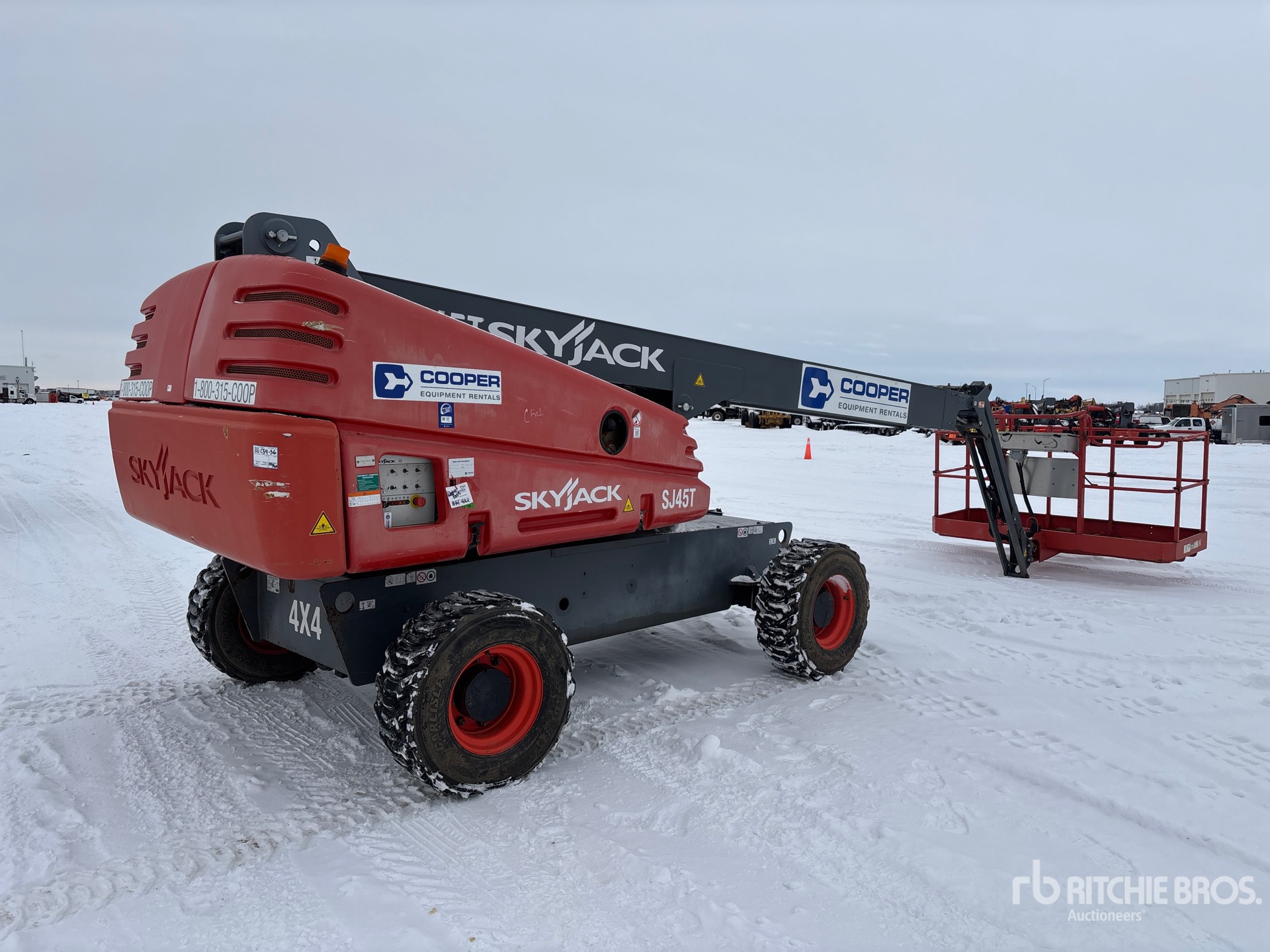 General Appearance with Picture, Right Rear Corner