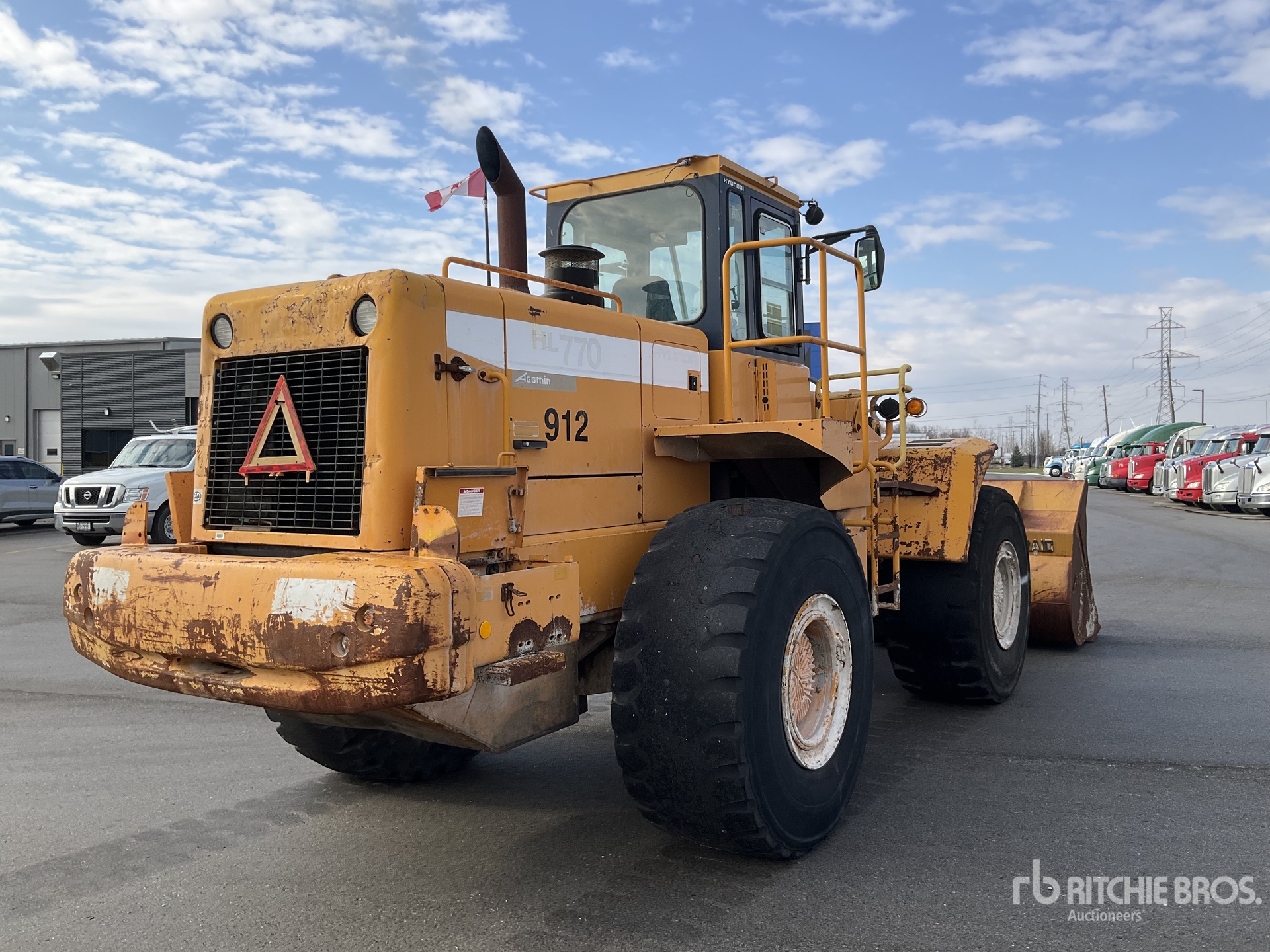 General Appearance with Picture, Right Rear Corner