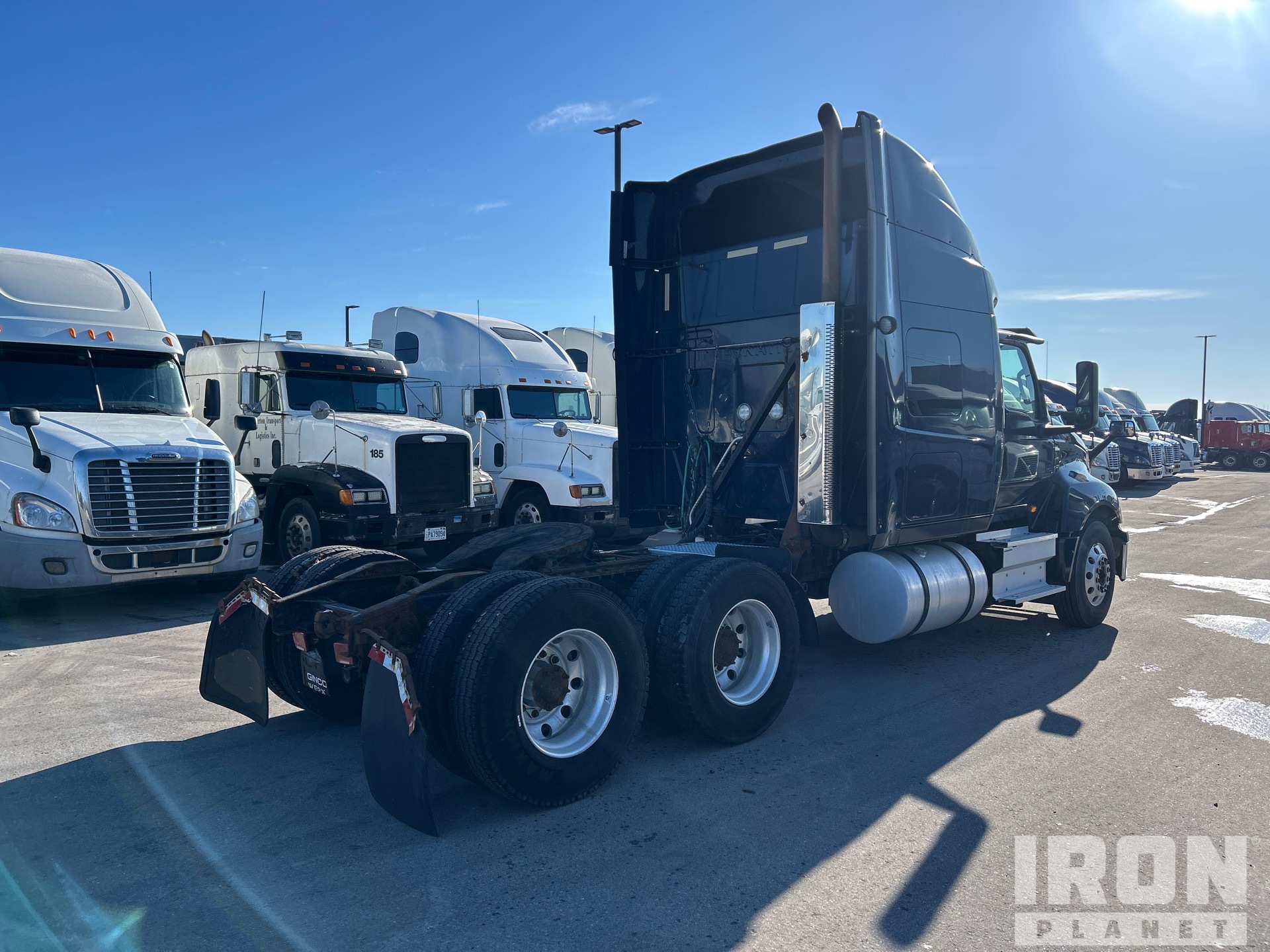 General Appearance with Image, coin arrière droit