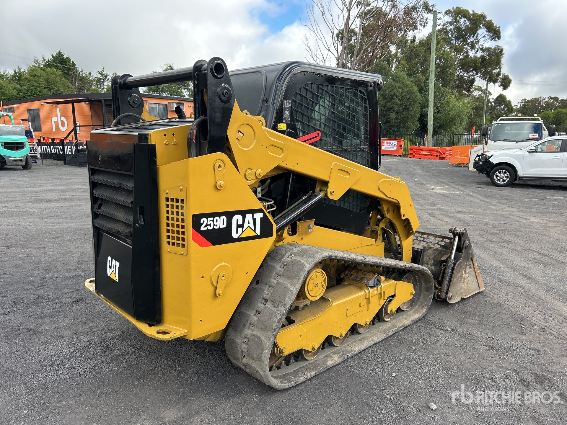 General Appearance with Picture, Right Rear Corner