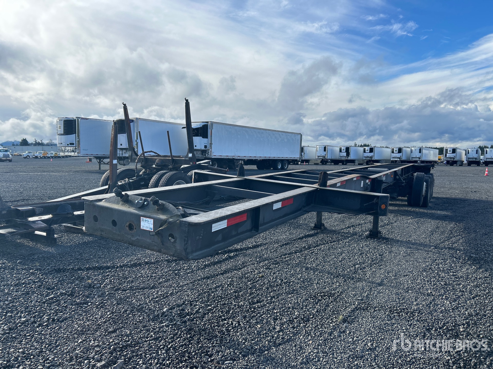 General Appearance with Bild, Ecke vorne links