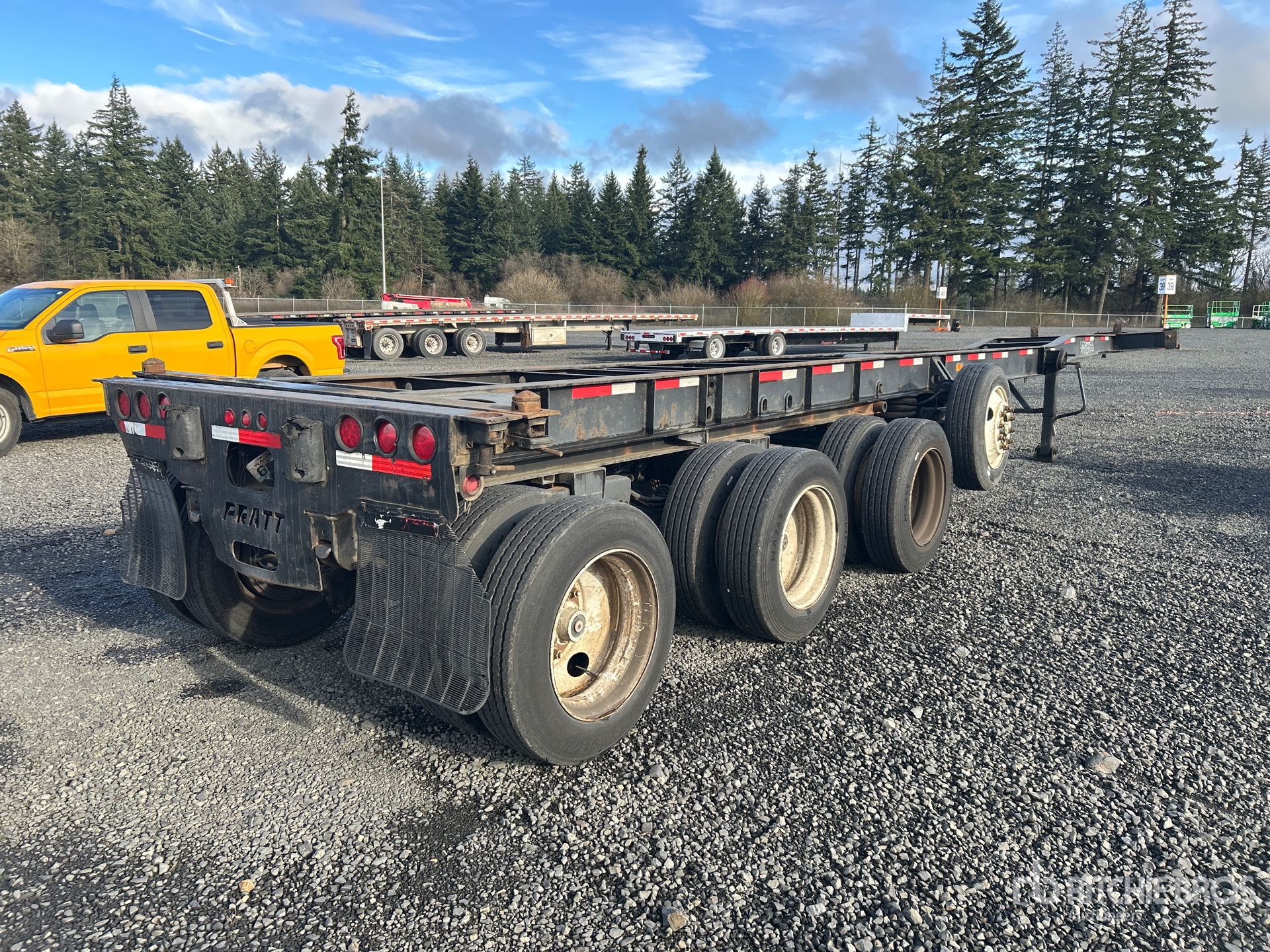 General Appearance with Bild, Ecke hinten rechts