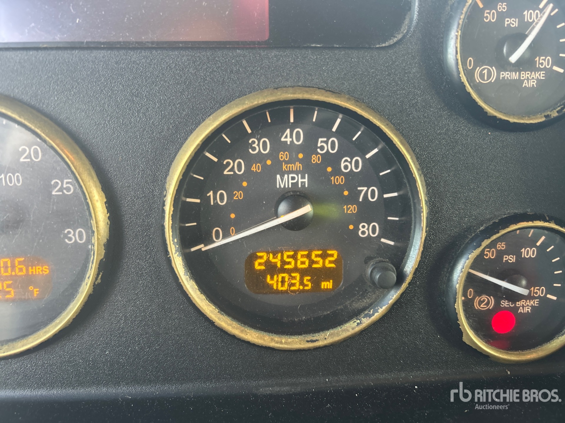 General Appearance with Horímetro / Odómetro