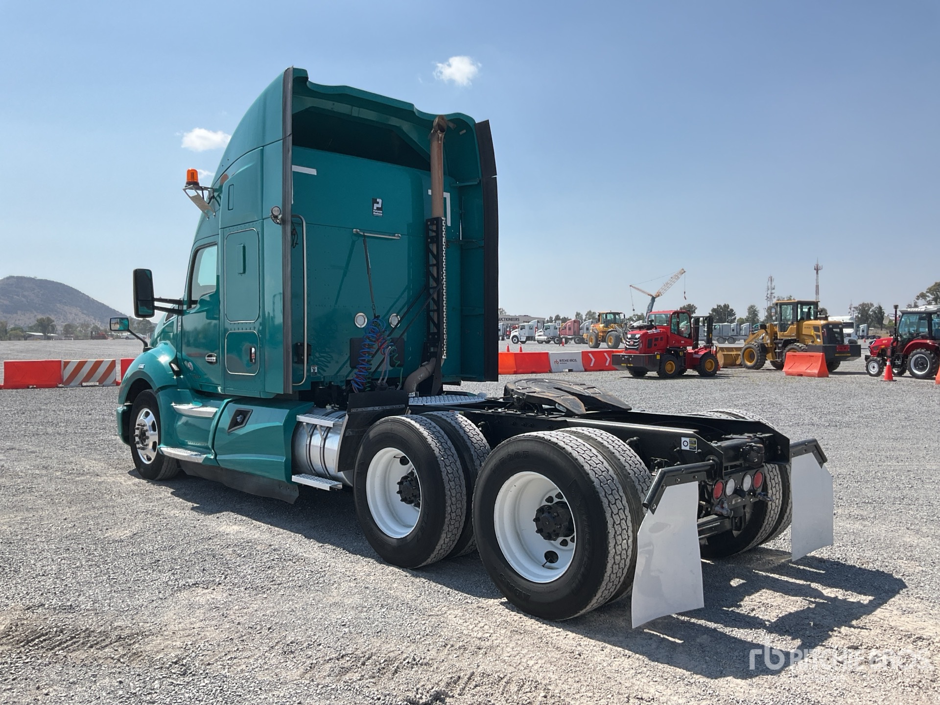 General Appearance with Imagen: esquina trasera izquierda