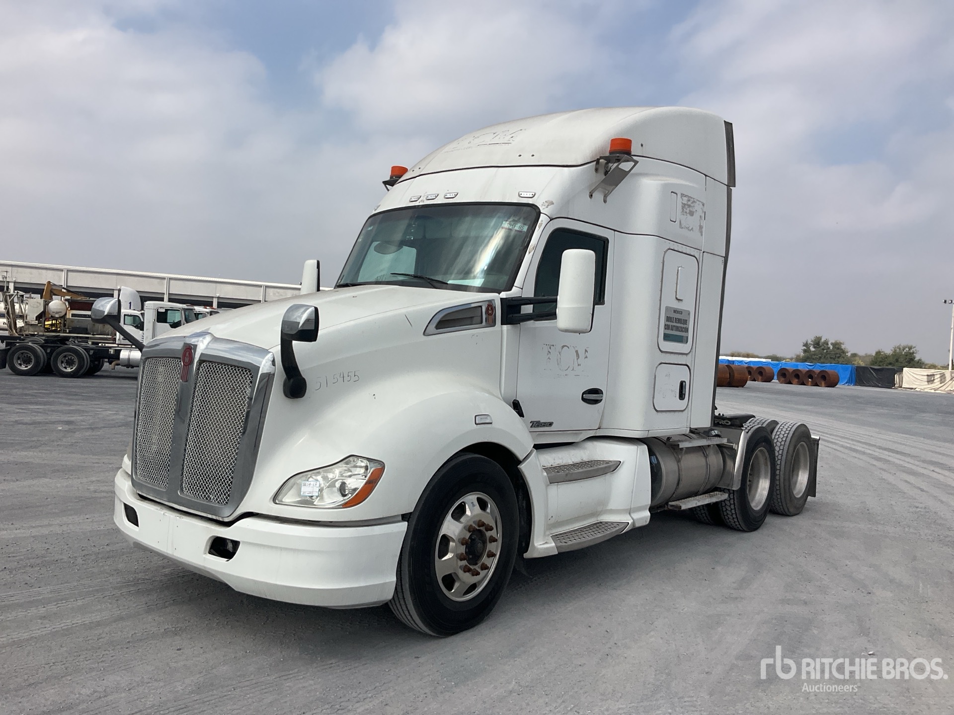 General Appearance with Imagen: esquina delantera izquierda