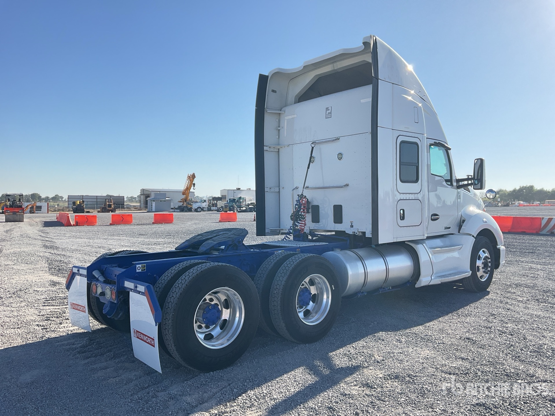 General Appearance with Imagen: esquina trasera derecha