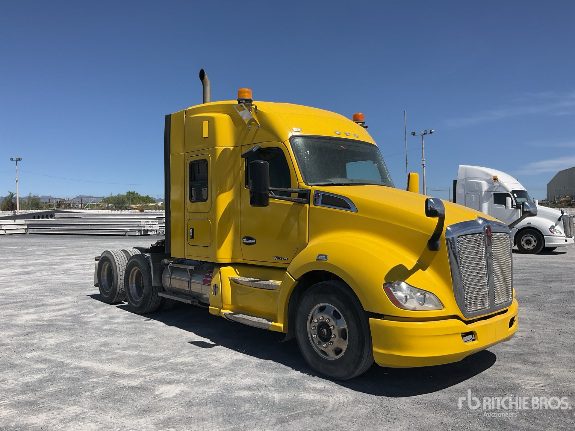 General Appearance with Foto, angolo anteriore destro