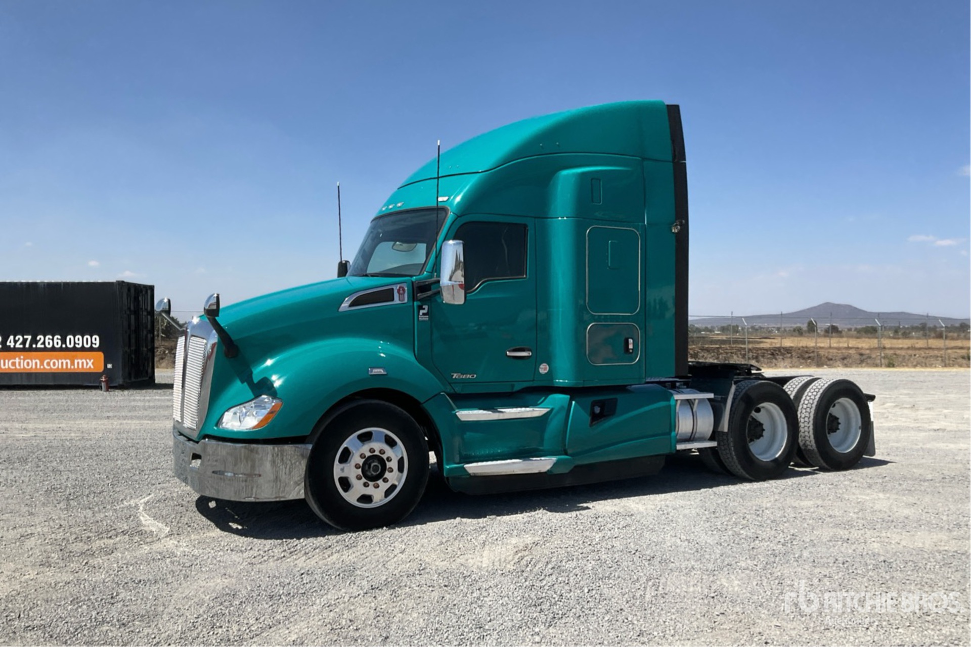 General Appearance with Picture, Left Front Corner