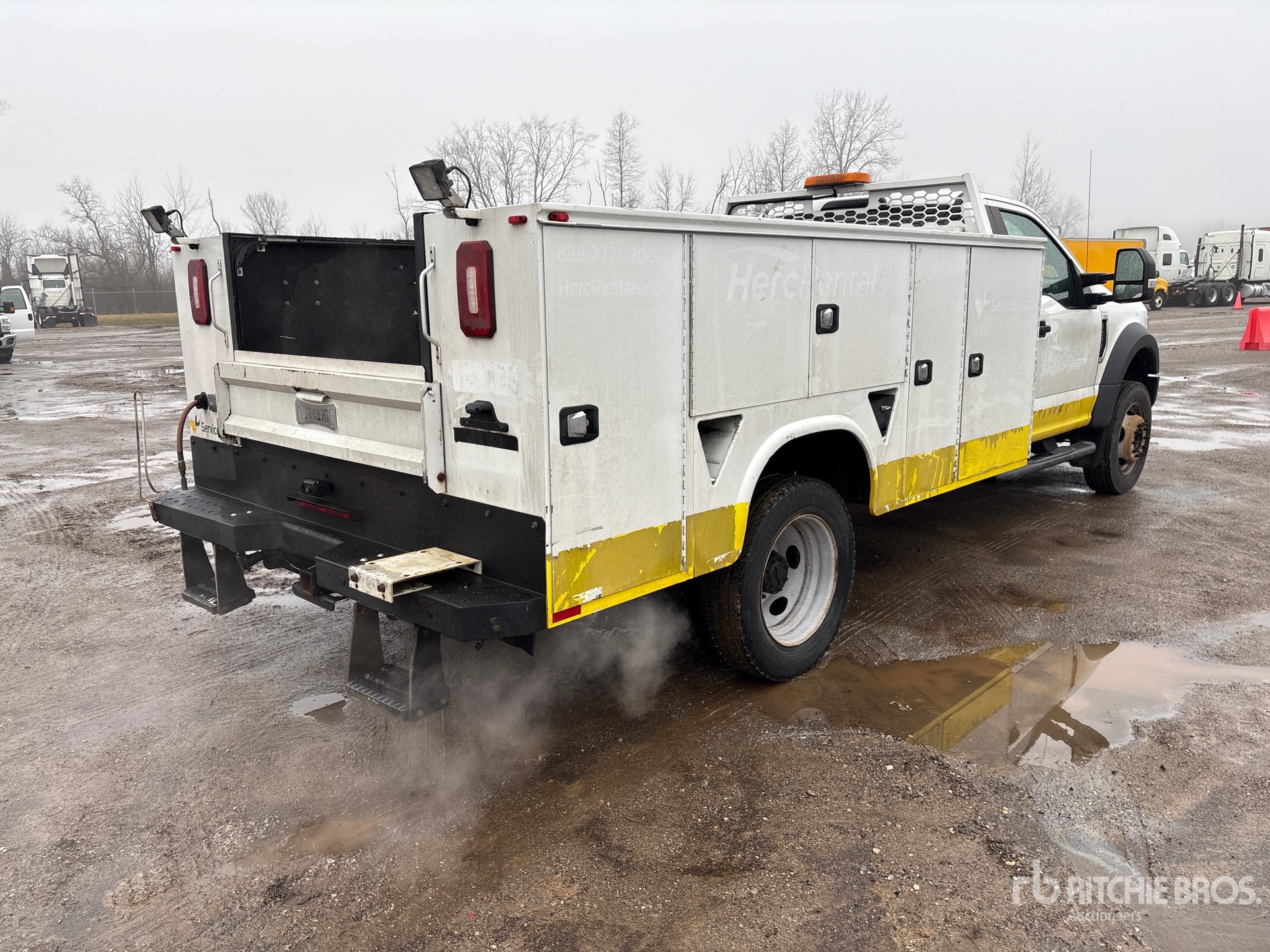 General Appearance with Picture, Right Rear Corner