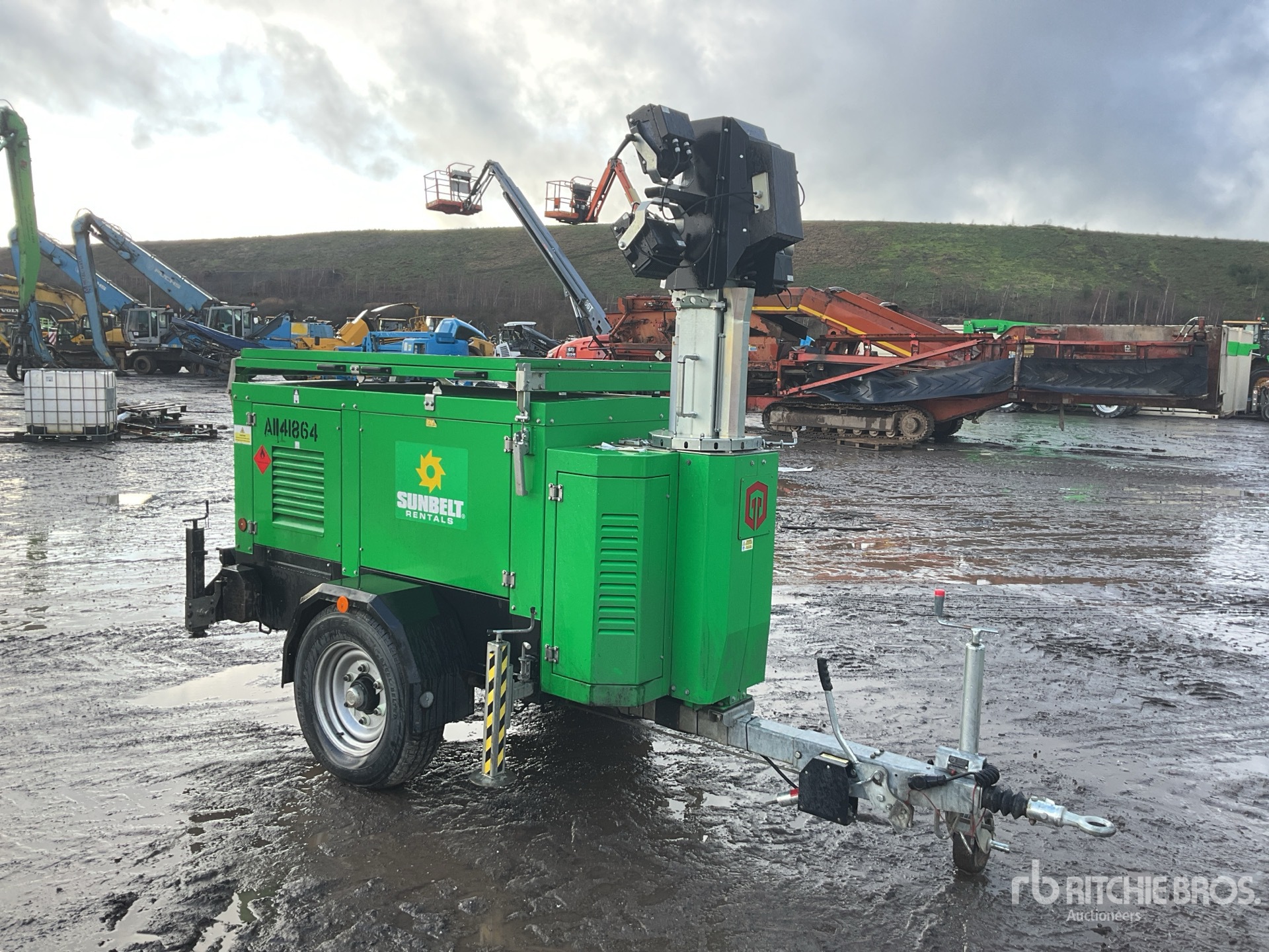 General Appearance with Picture, Right Front Corner