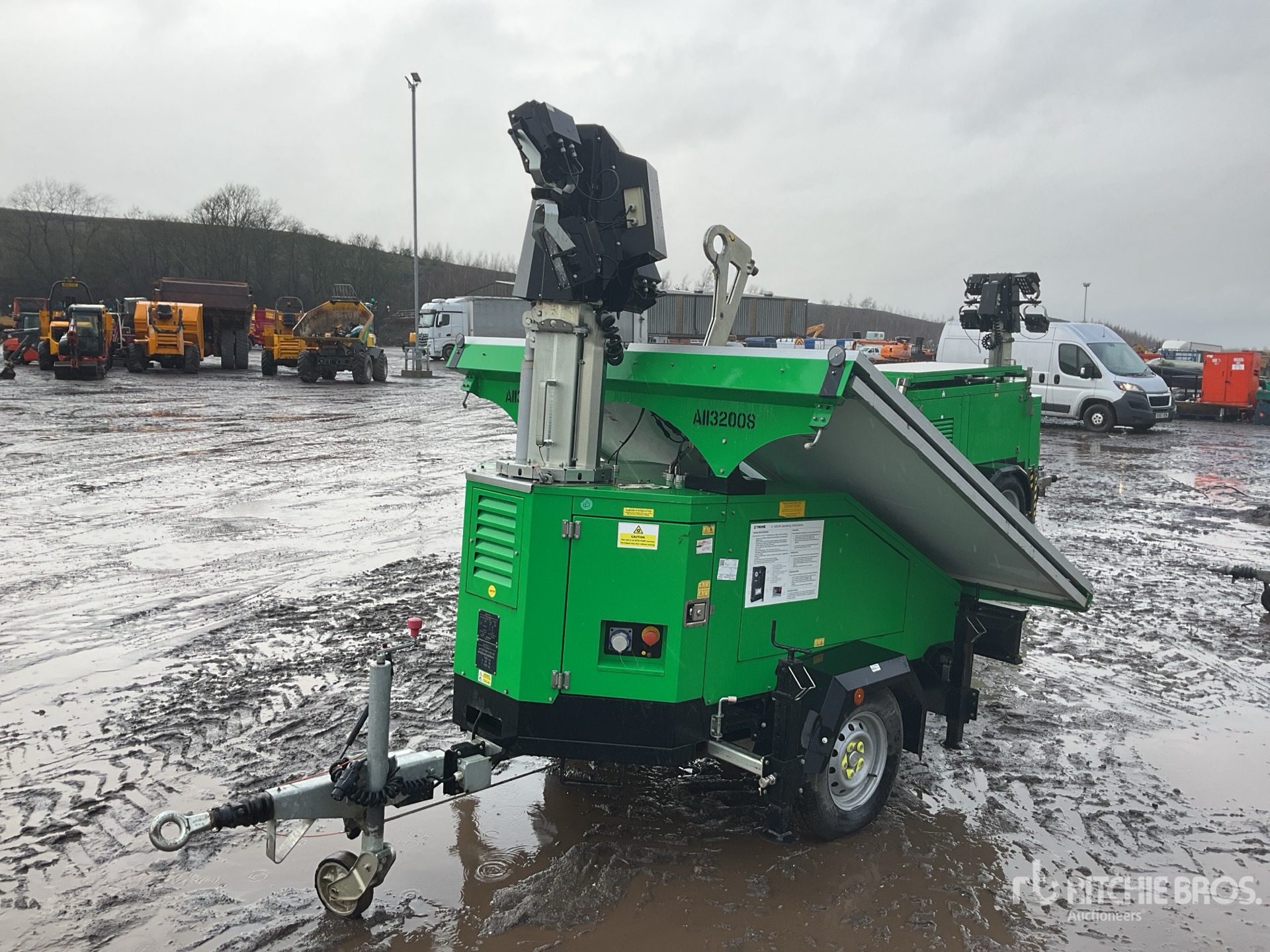 General Appearance with Picture, Left Front Corner