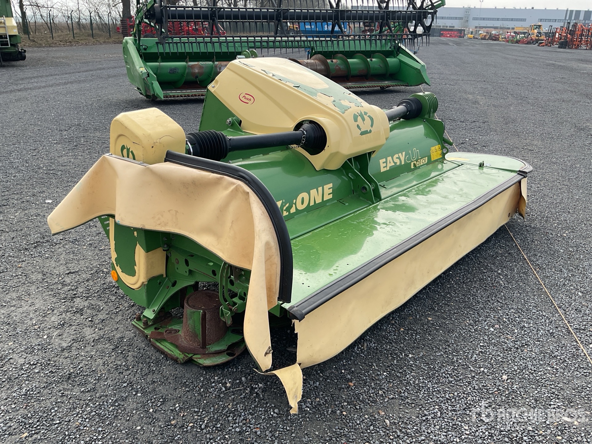 General Appearance with Picture, Left Rear Corner