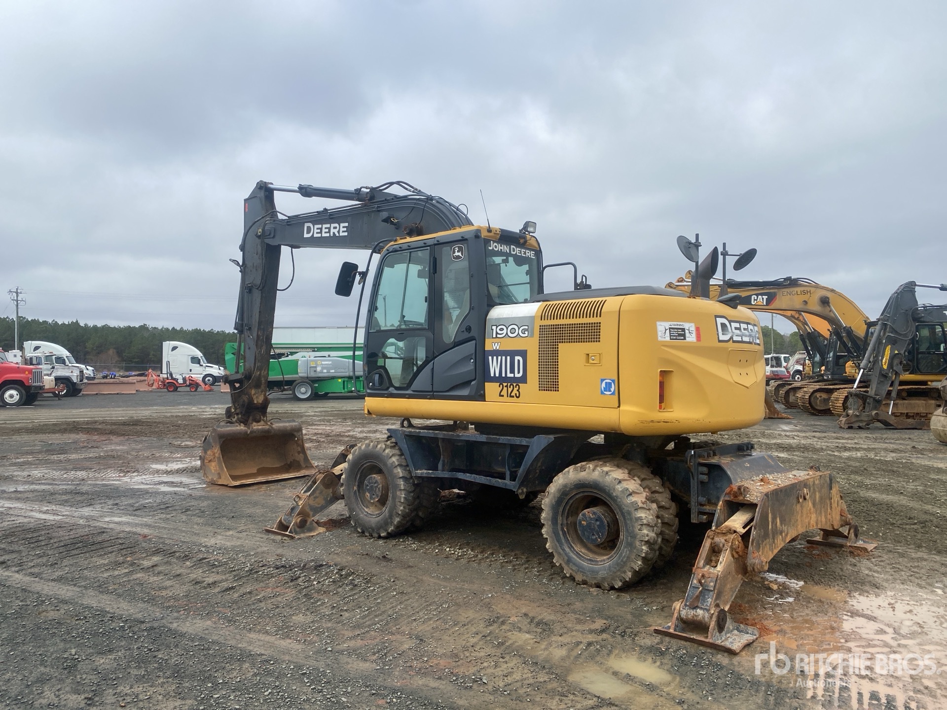 General Appearance with Picture, Left Rear Corner