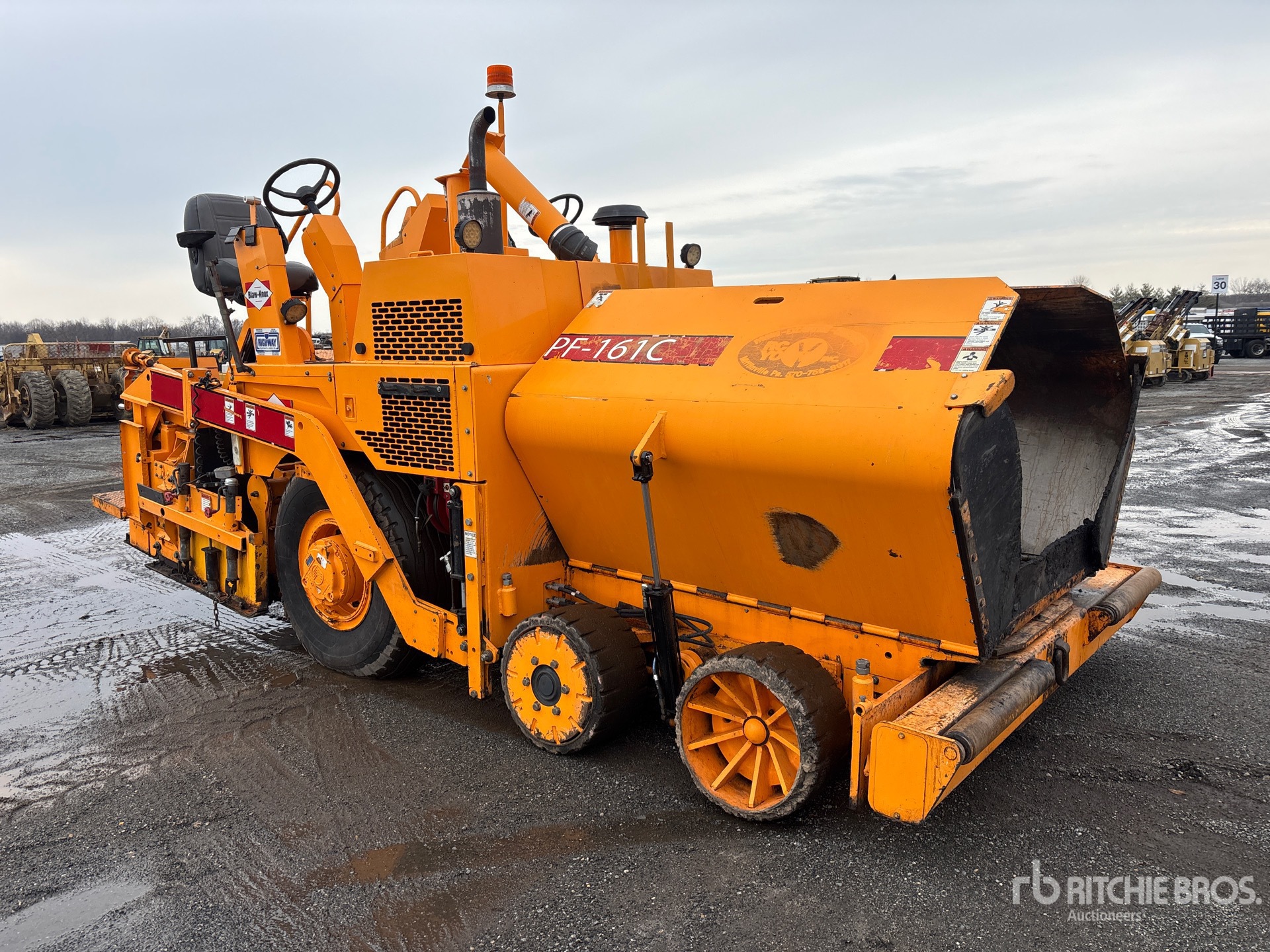 General Appearance with Foto, angolo anteriore destro