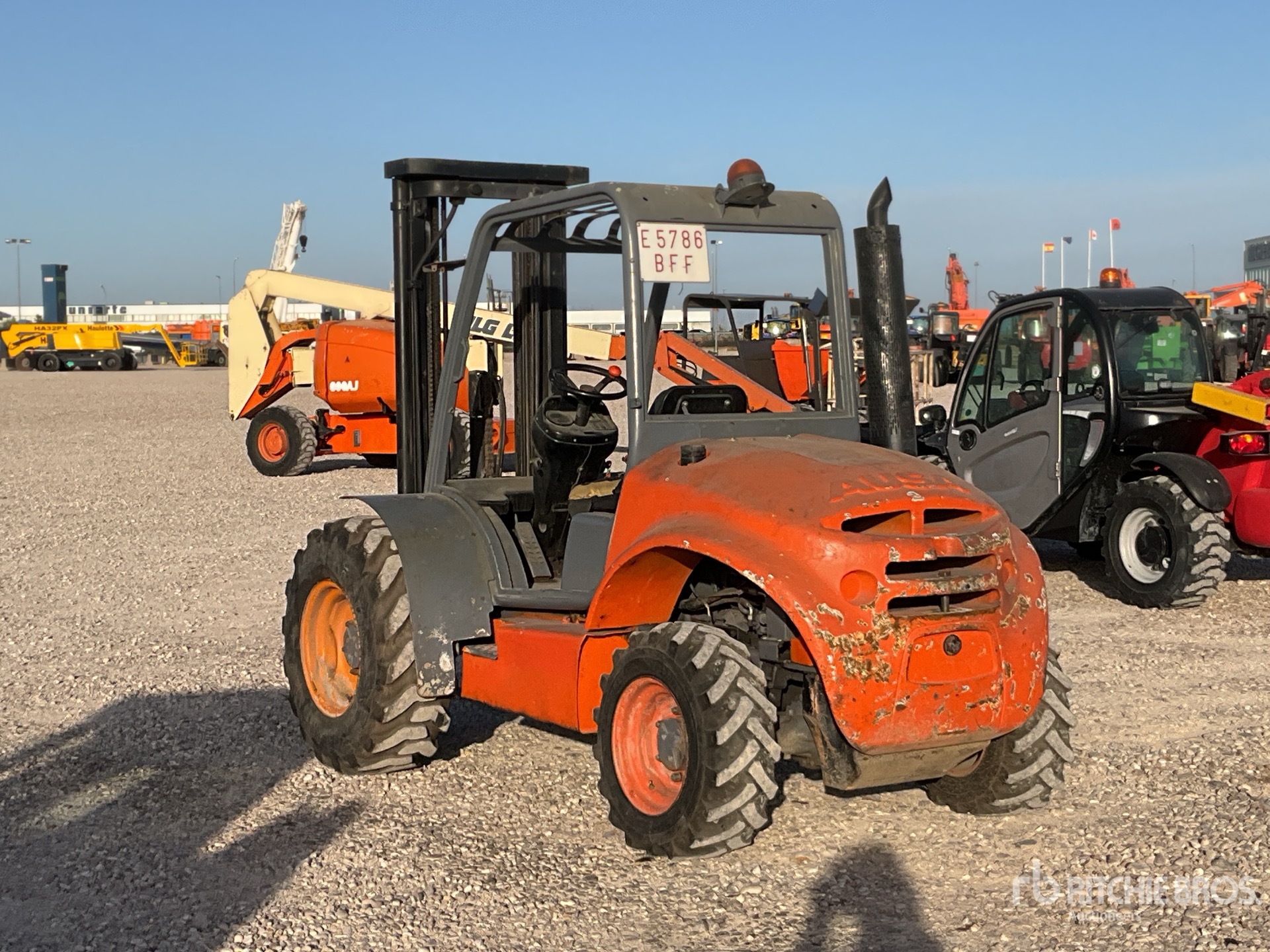 General Appearance with Imagen: esquina trasera izquierda