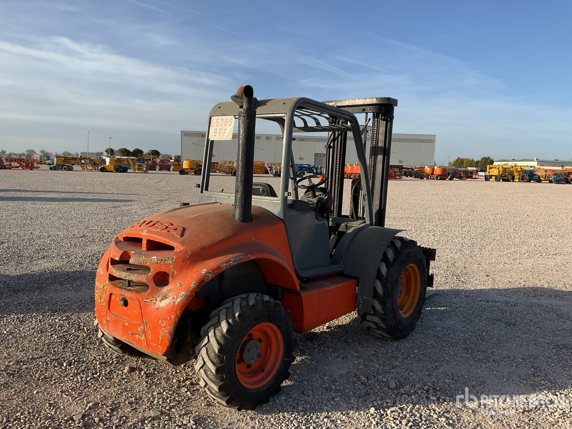 General Appearance with Imagen: esquina trasera derecha