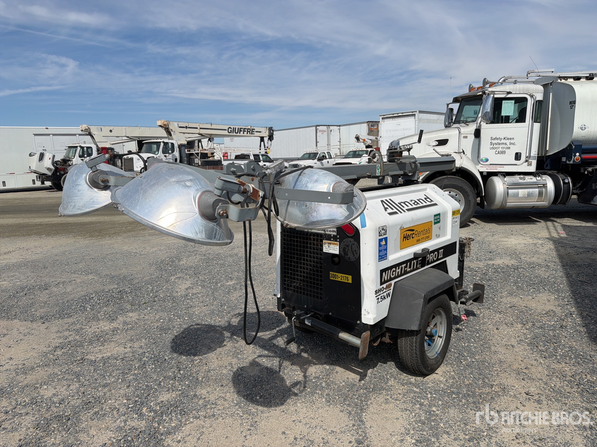 General Appearance with Imagen: esquina trasera derecha