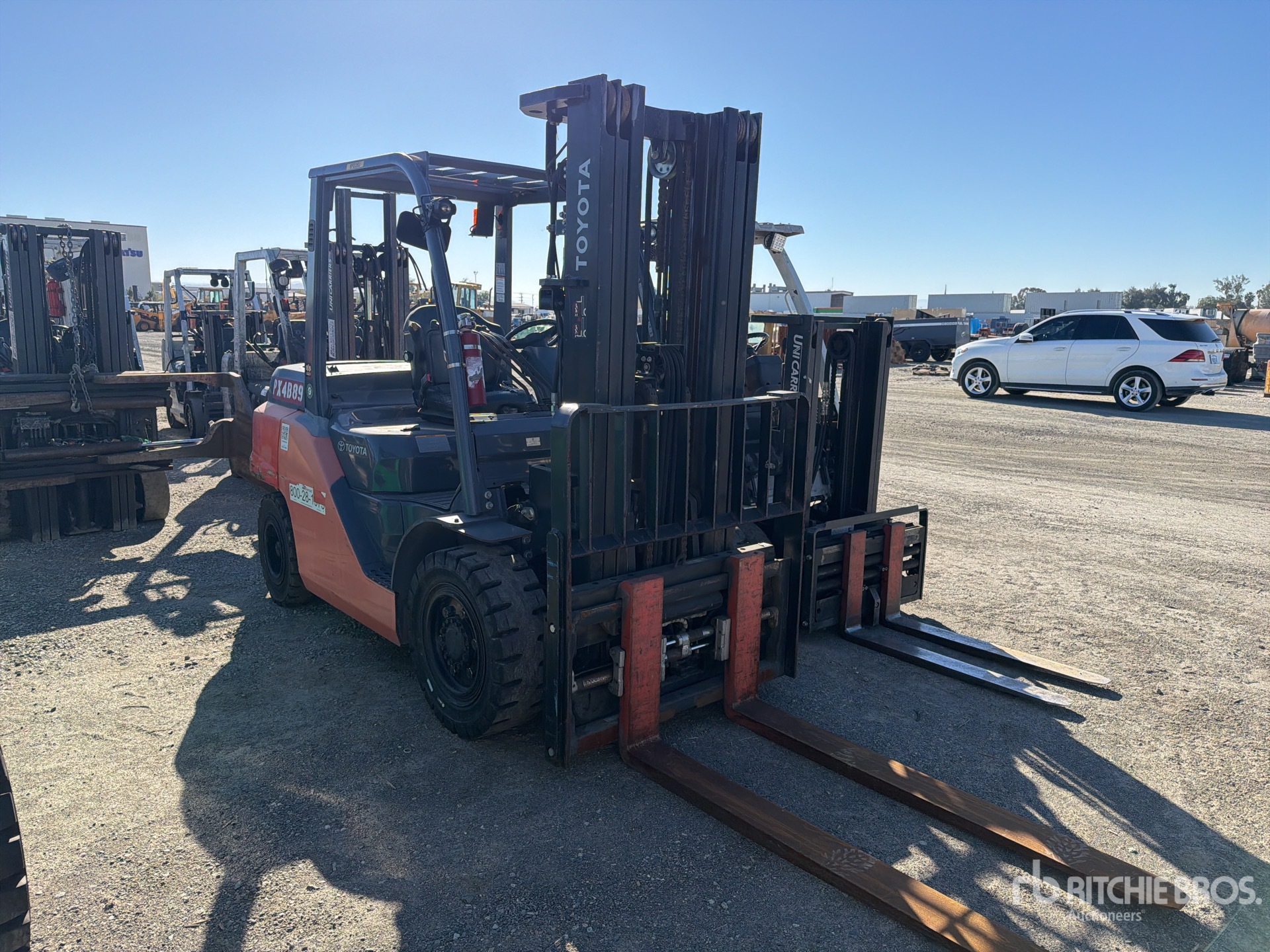 General Appearance with Picture, Right Front Corner