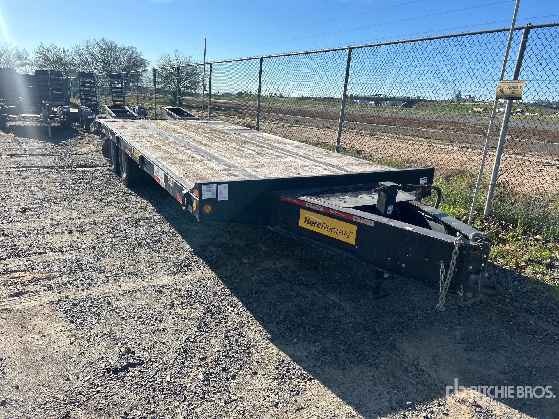 General Appearance with Foto, angolo anteriore destro