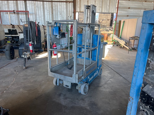 2010 Genie GR-20 Vertical Mast Lift 2010 Genie GR-20 Vertical Mast Lift