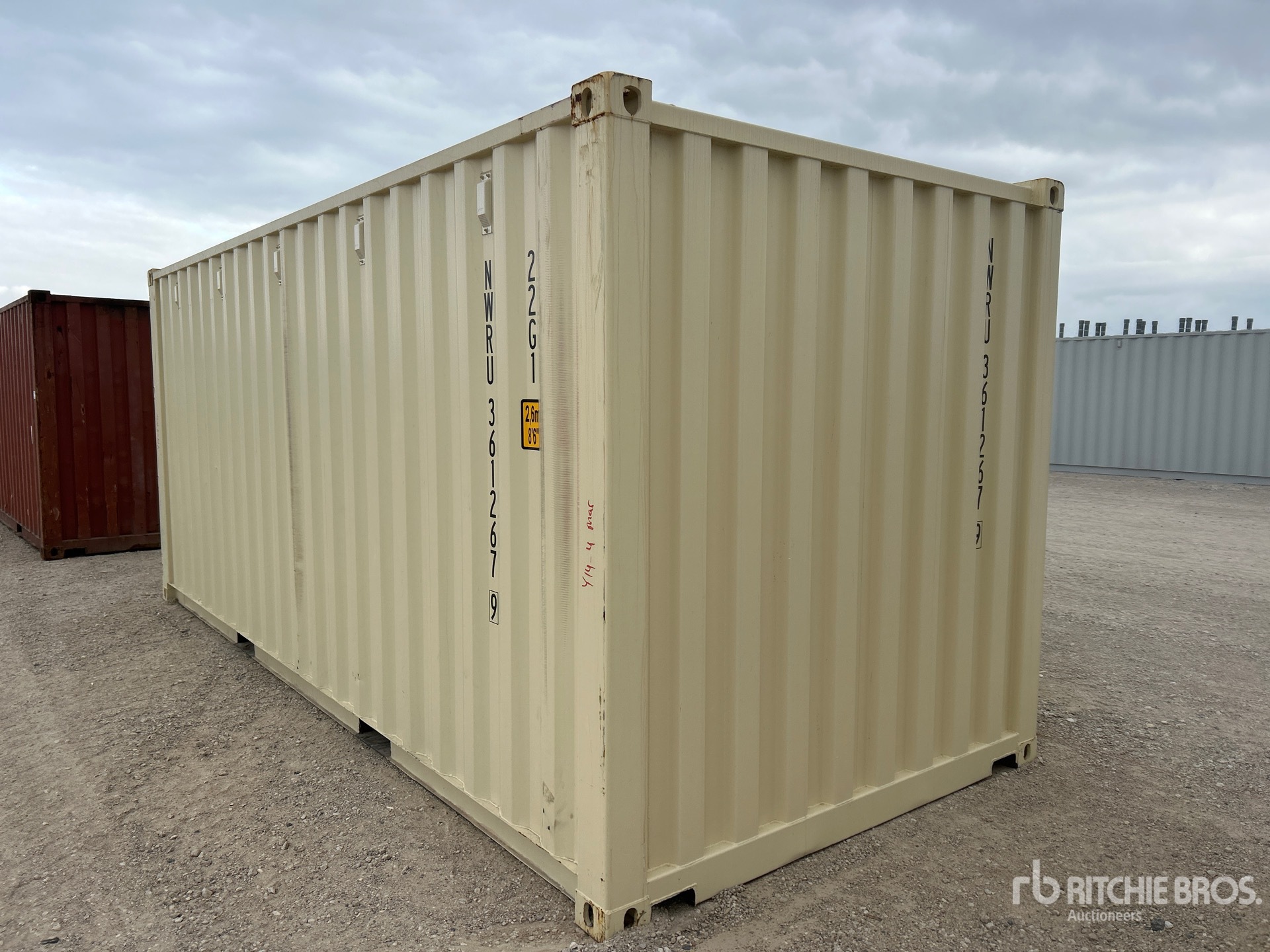 Aspect général with Image, coin avant droit