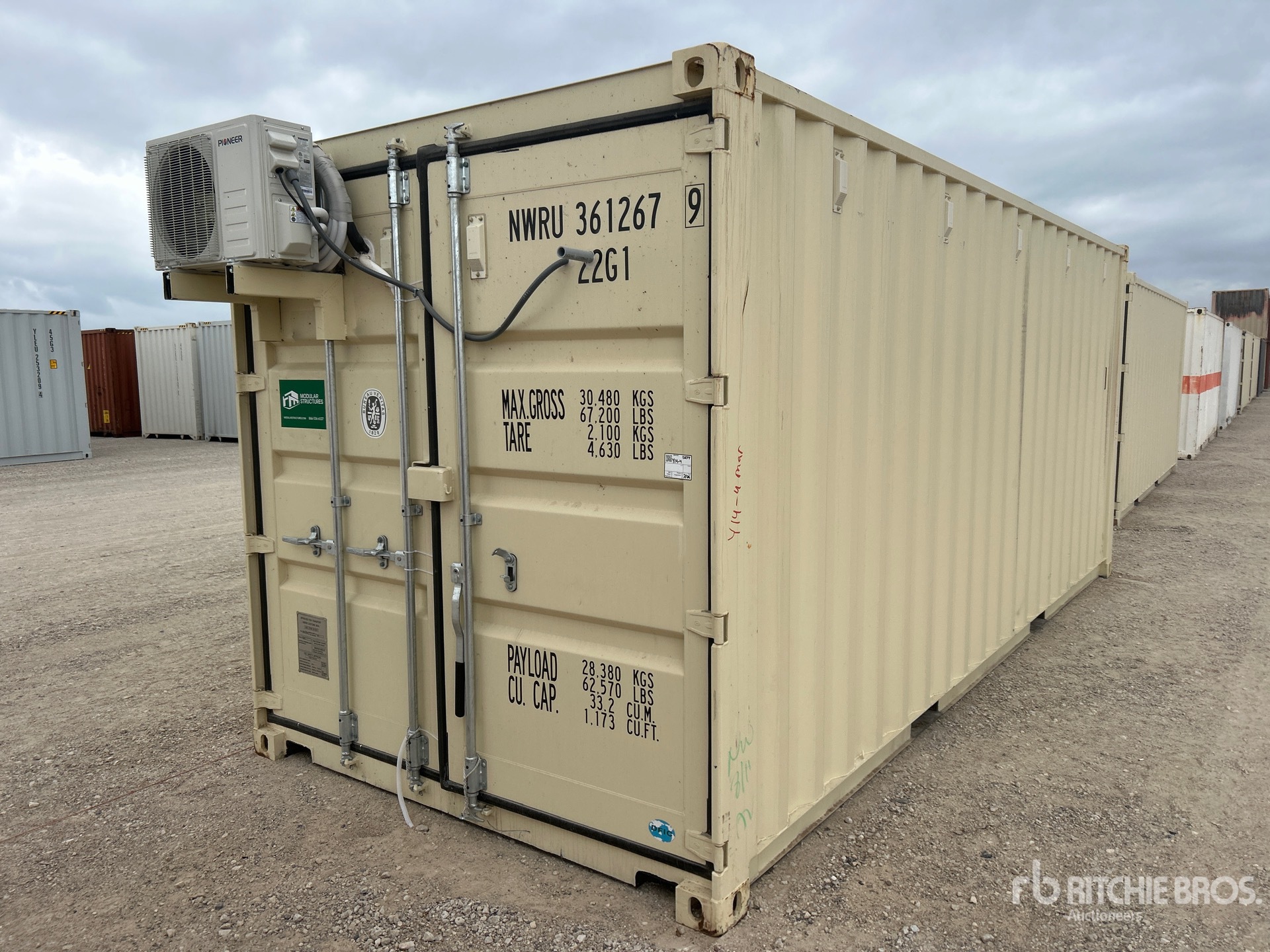 Aspect général with Image, coin arrière droit