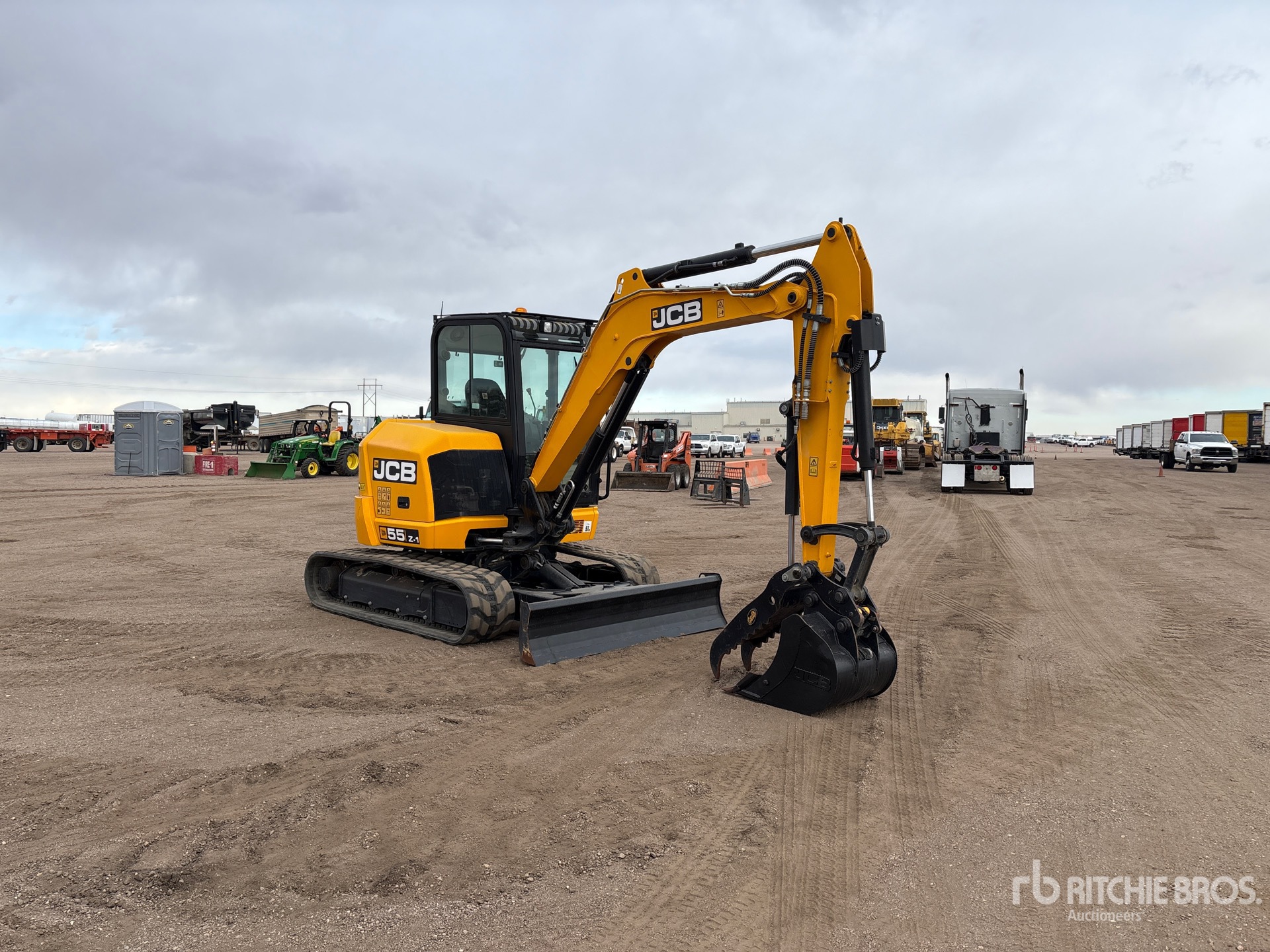 General Appearance with Picture, Right Front Corner