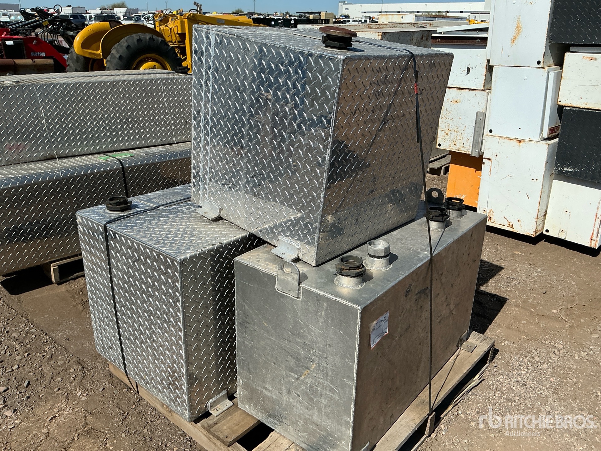 General Appearance with Image, coin avant droit