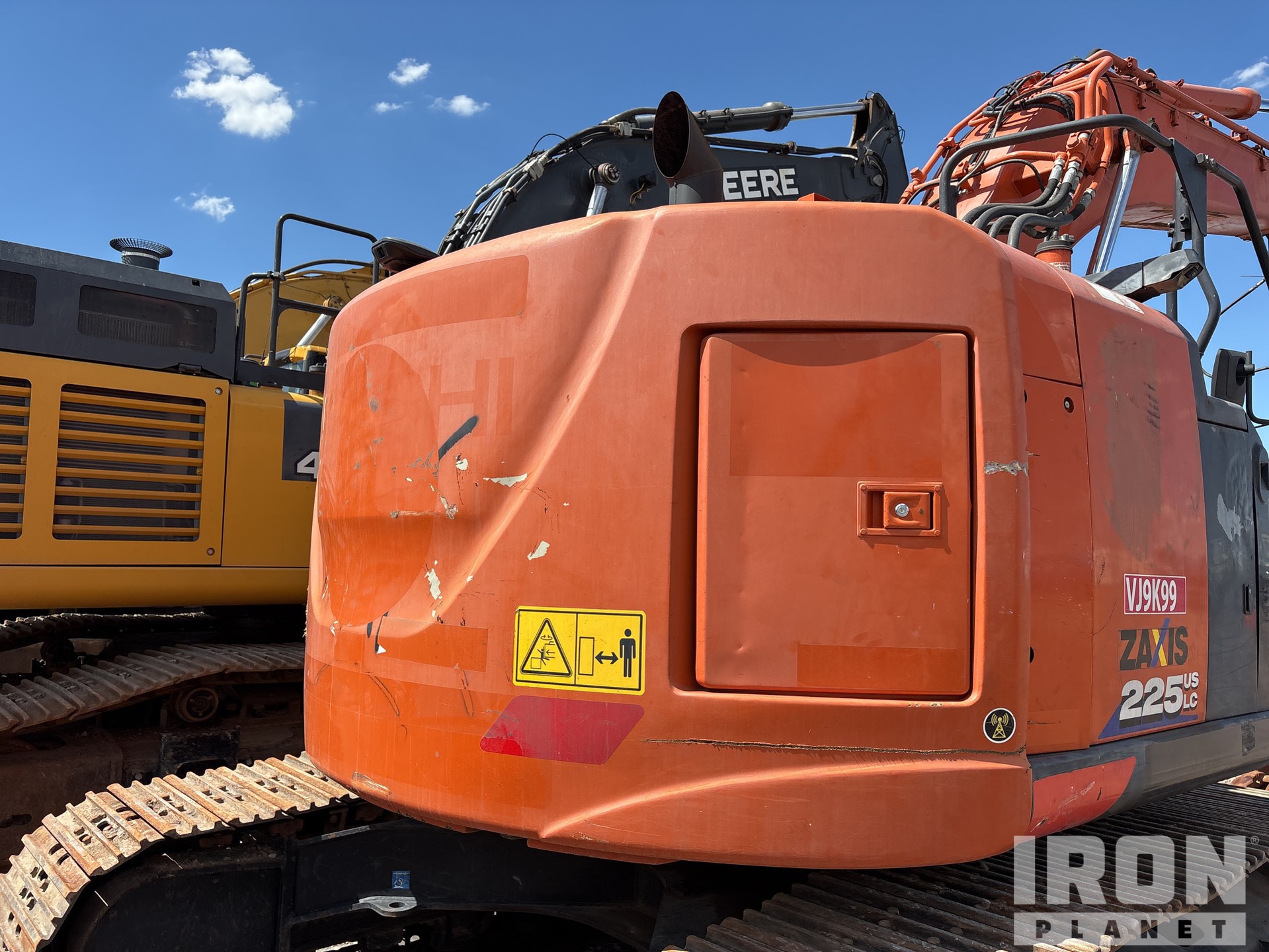 2021 Hitachi ZX225USLC-6