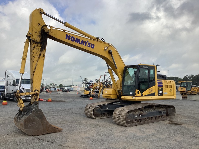 2022 Komatsu PC210LC-11 Tracked Excavator 2022 Komatsu PC210LC-11 Tracked Excavator