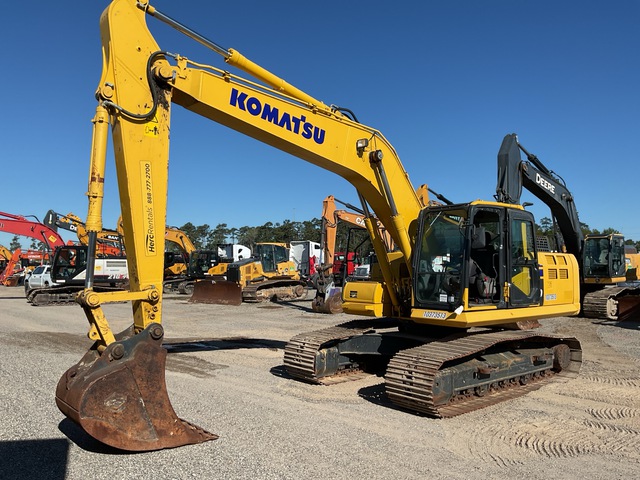 2022 Komatsu PC210LC-11 Tracked Excavator 2022 Komatsu PC210LC-11 Tracked Excavator