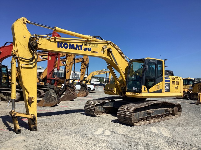 2021 Komatsu PC210LC-11 Tracked Excavator 2021 Komatsu PC210LC-11 Tracked Excavator