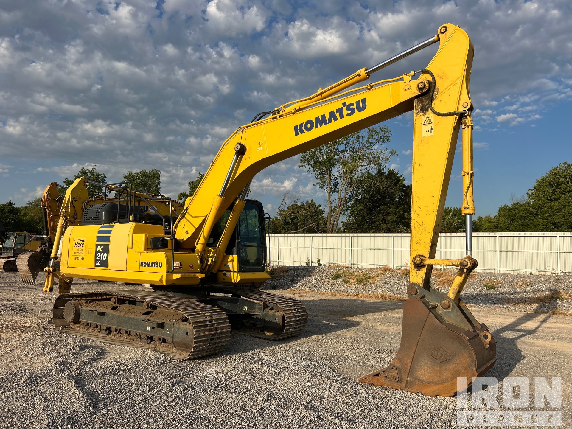 2021 Komatsu PC 210 LC 11