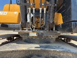 Hydraulics with Hydraulic Center Swivel