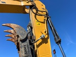 Hydraulics with Auxiliary Hydraulic Plumbing