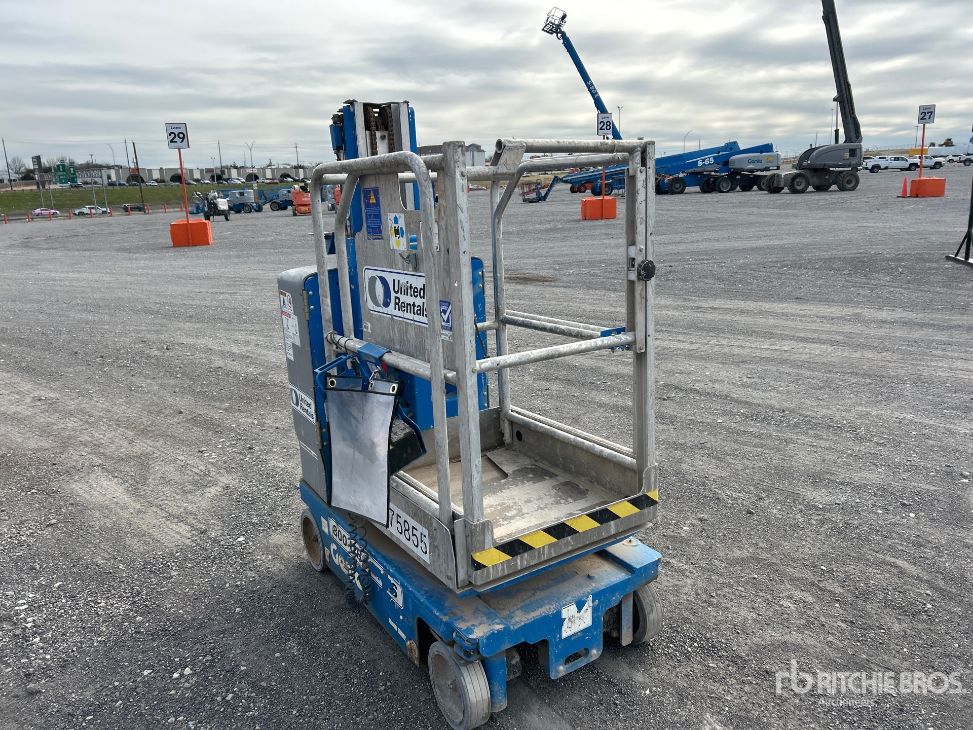 General Appearance with Imagen: esquina trasera izquierda