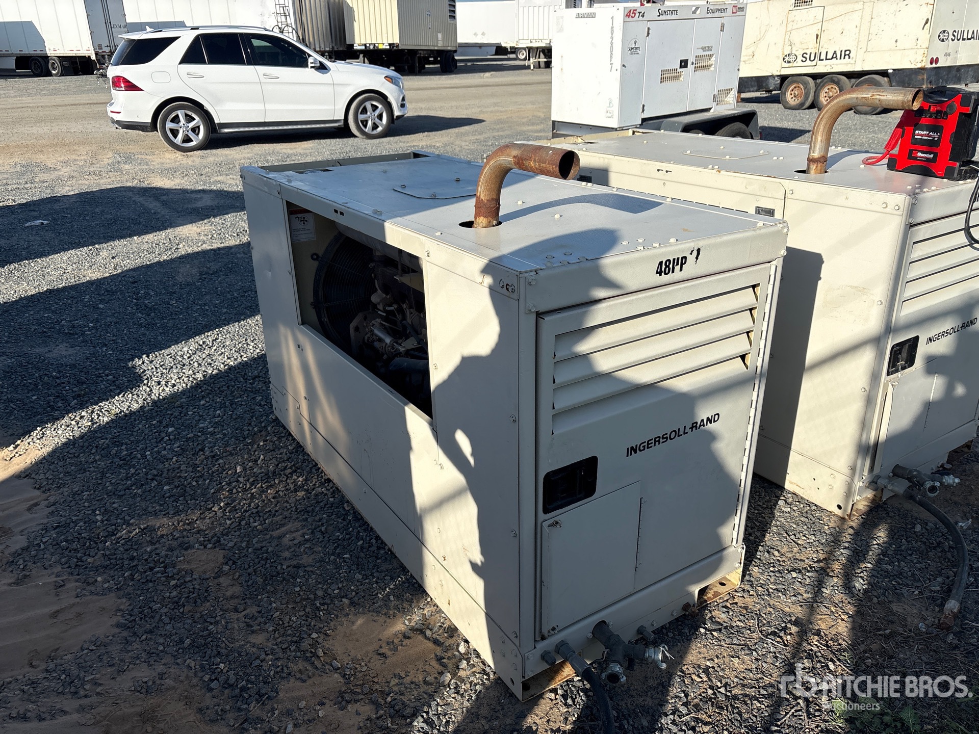 General Appearance with Bild, Ecke hinten links