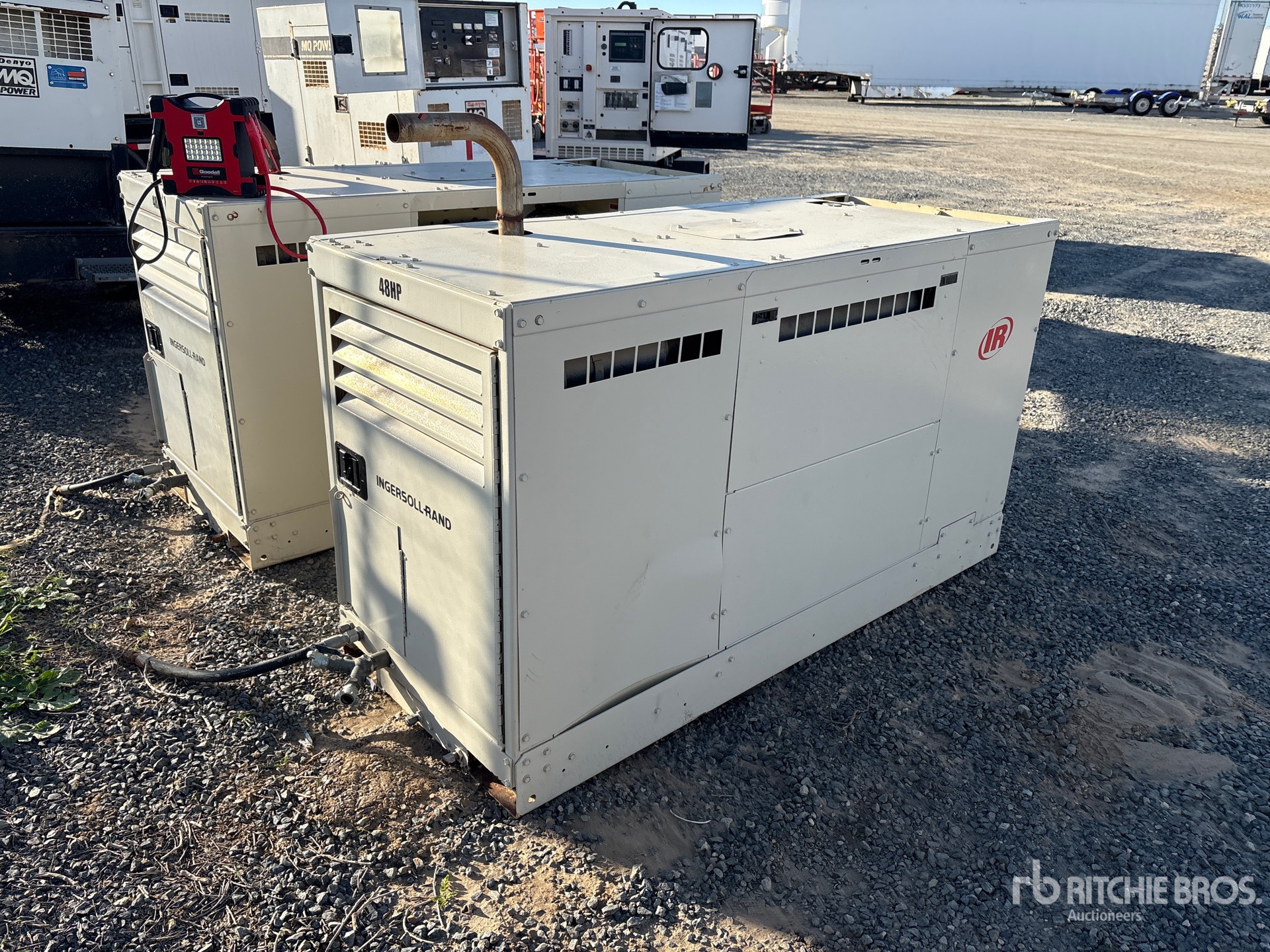 General Appearance with Bild, Ecke hinten rechts