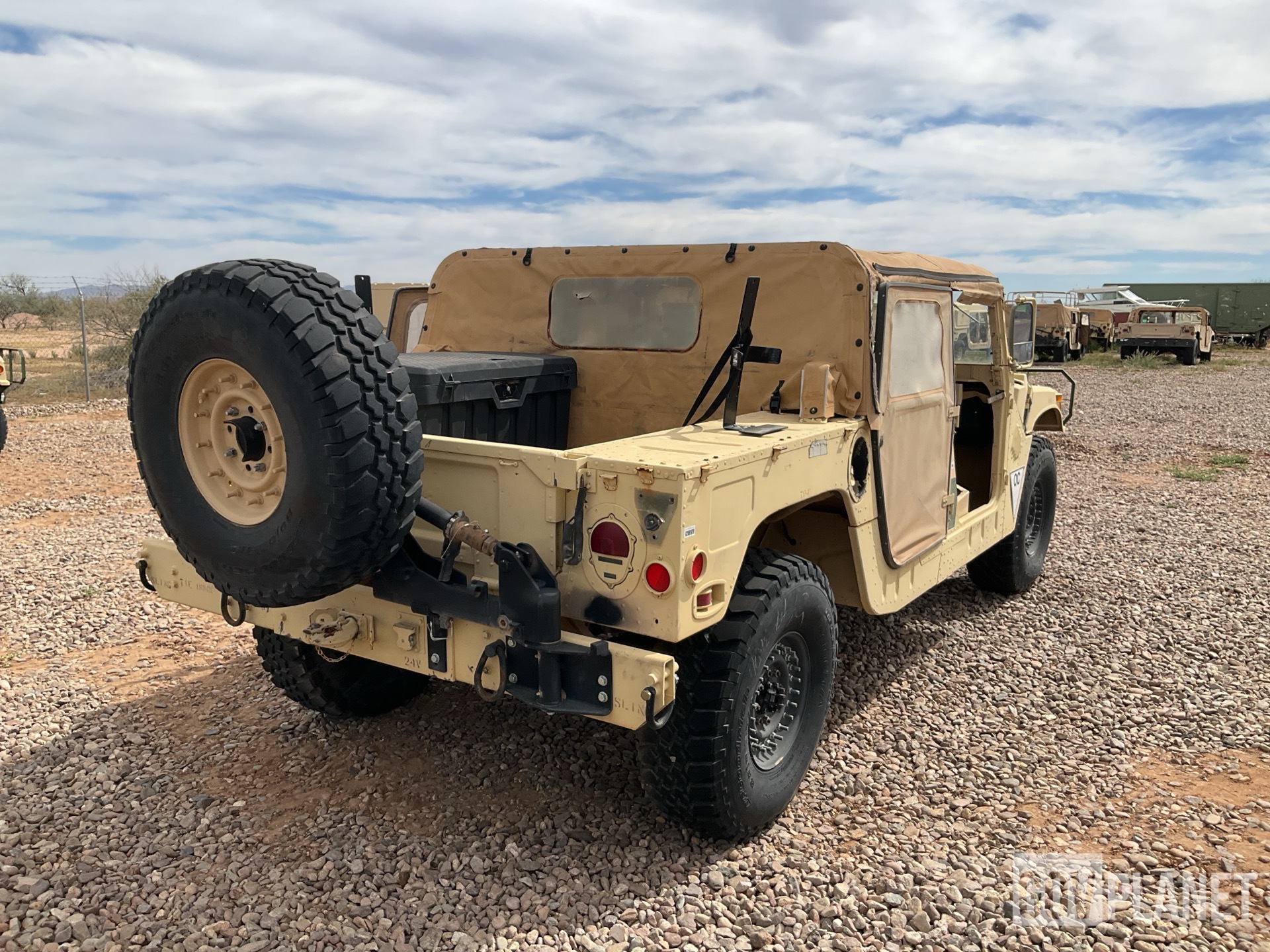 General Appearance with Picture, Right Rear Corner