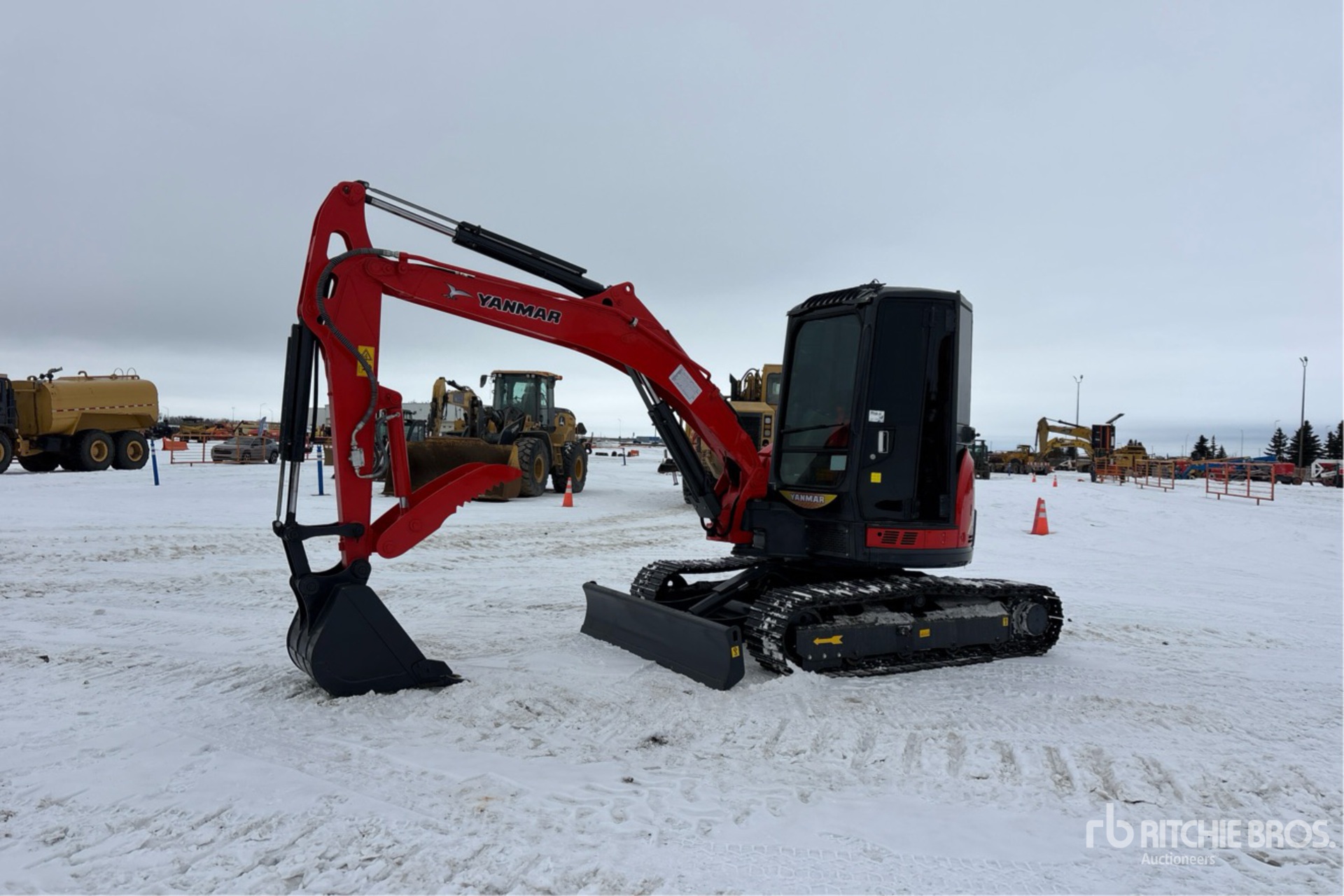 General Appearance with Picture, Left Front Corner