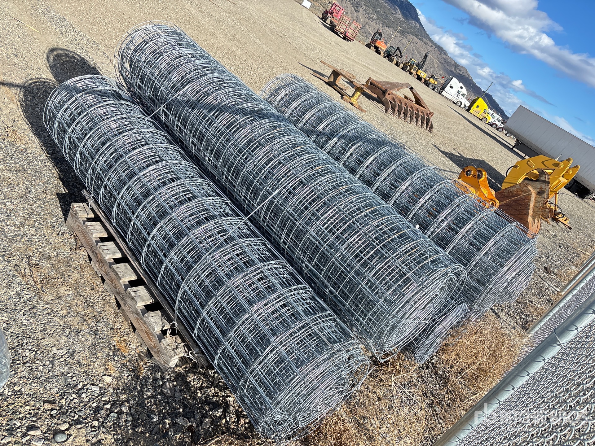 Aspect général with Image, coin arrière gauche